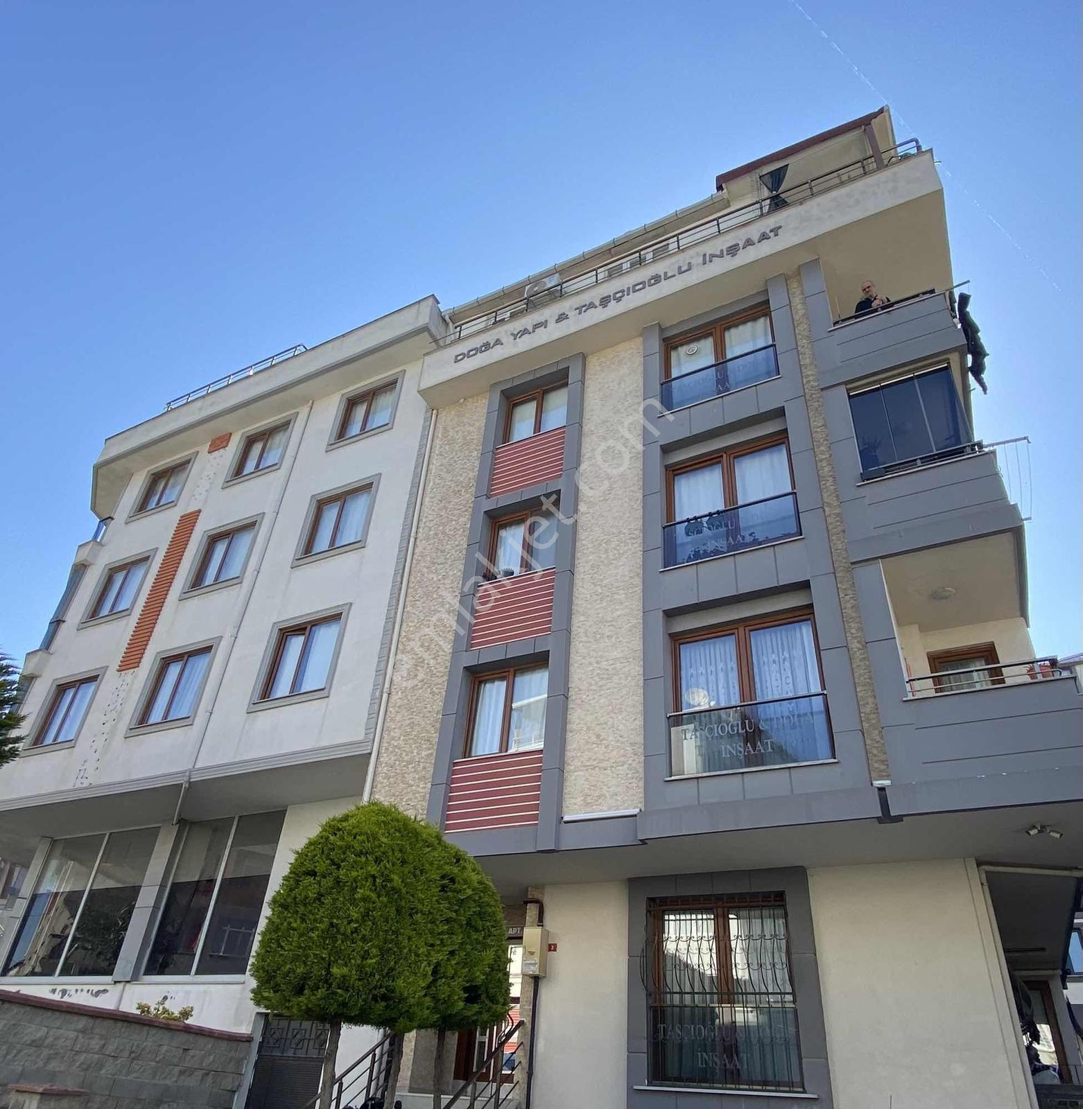 Sancaktepe Atatürk Cad Yanıbaşında İskanlı Asansörlü Teraslı 2+1 - Görsel 14