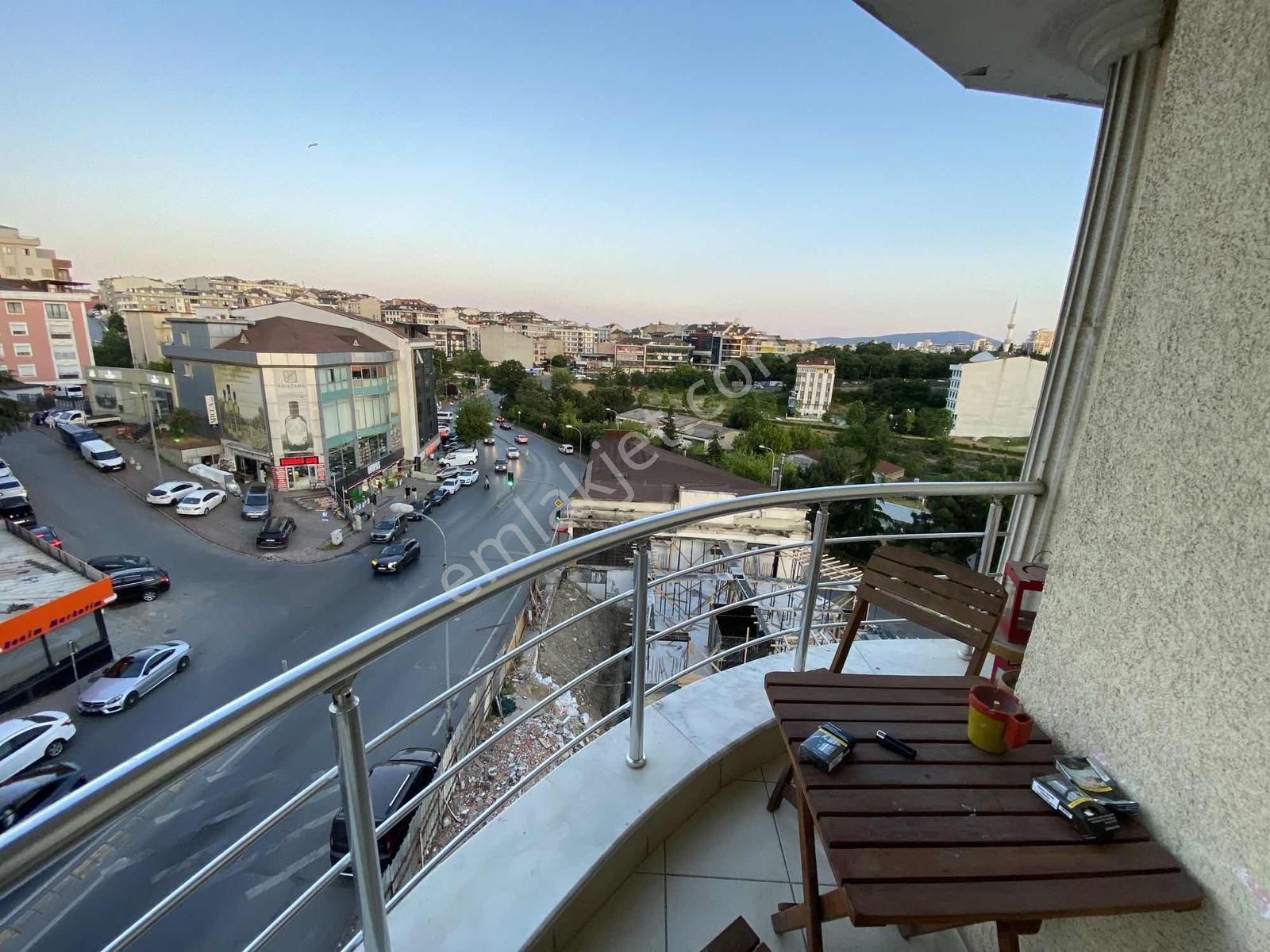Çekmeköy Merkez Mh. Cadde Üstü Tek Tapu 2 Ayrı Daire Fırsat - Görsel 5