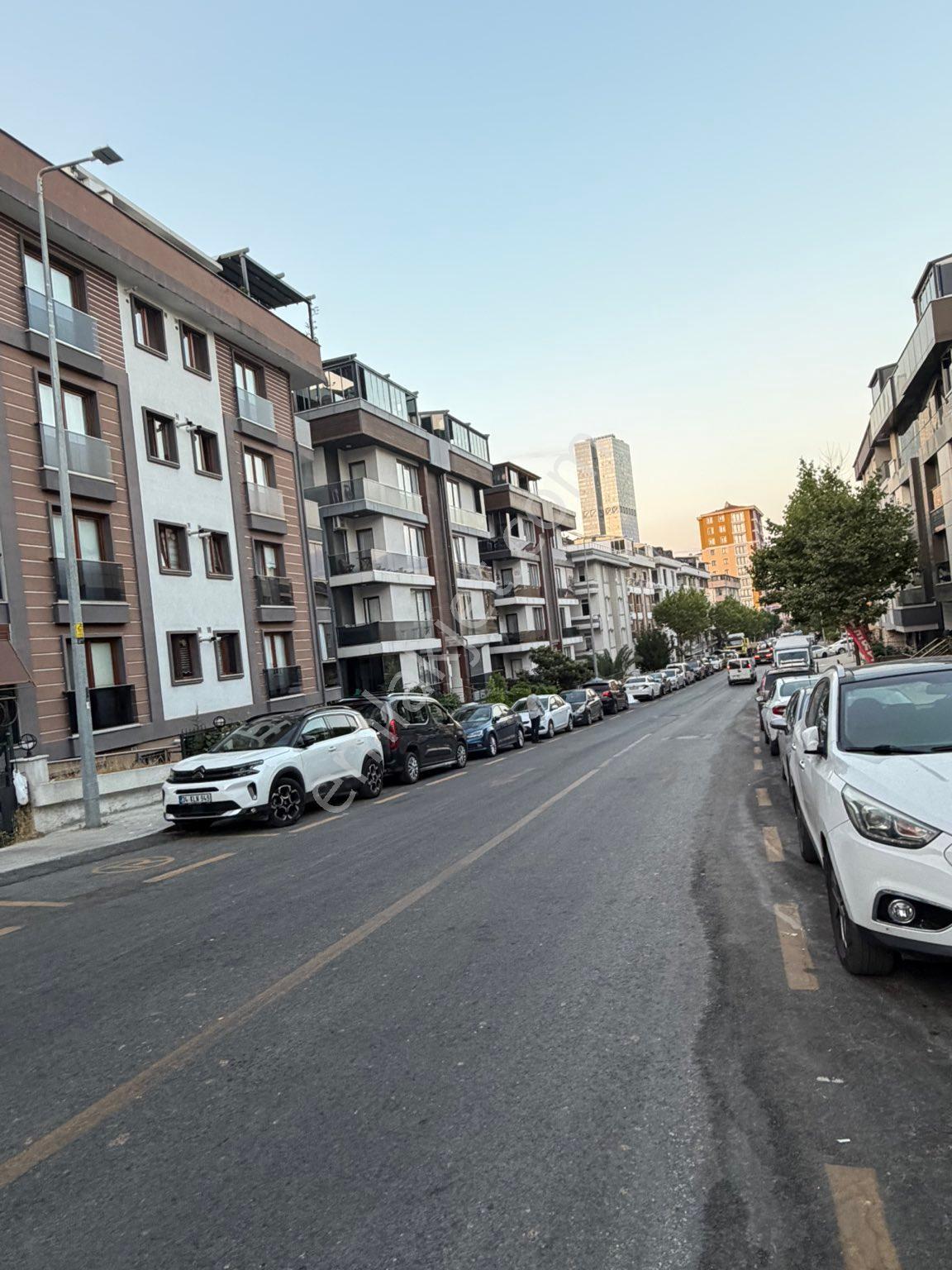 Yüksek Giriş Tantavi Mahallesi Köroğlu Caddesi 3+1 135m2 Geniş Ferah Daire Otoparklı - Görsel 3