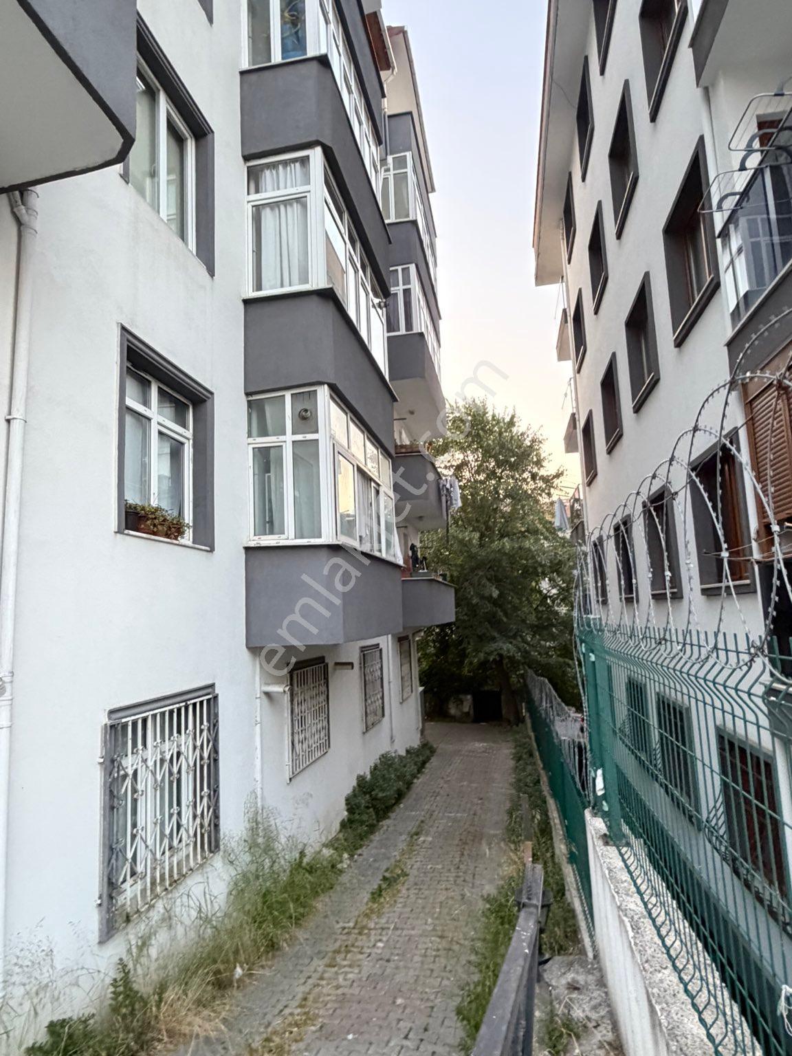 Yüksek Giriş Tantavi Mahallesi Köroğlu Caddesi 3+1 135m2 Geniş Ferah Daire Otoparklı - Görsel 4