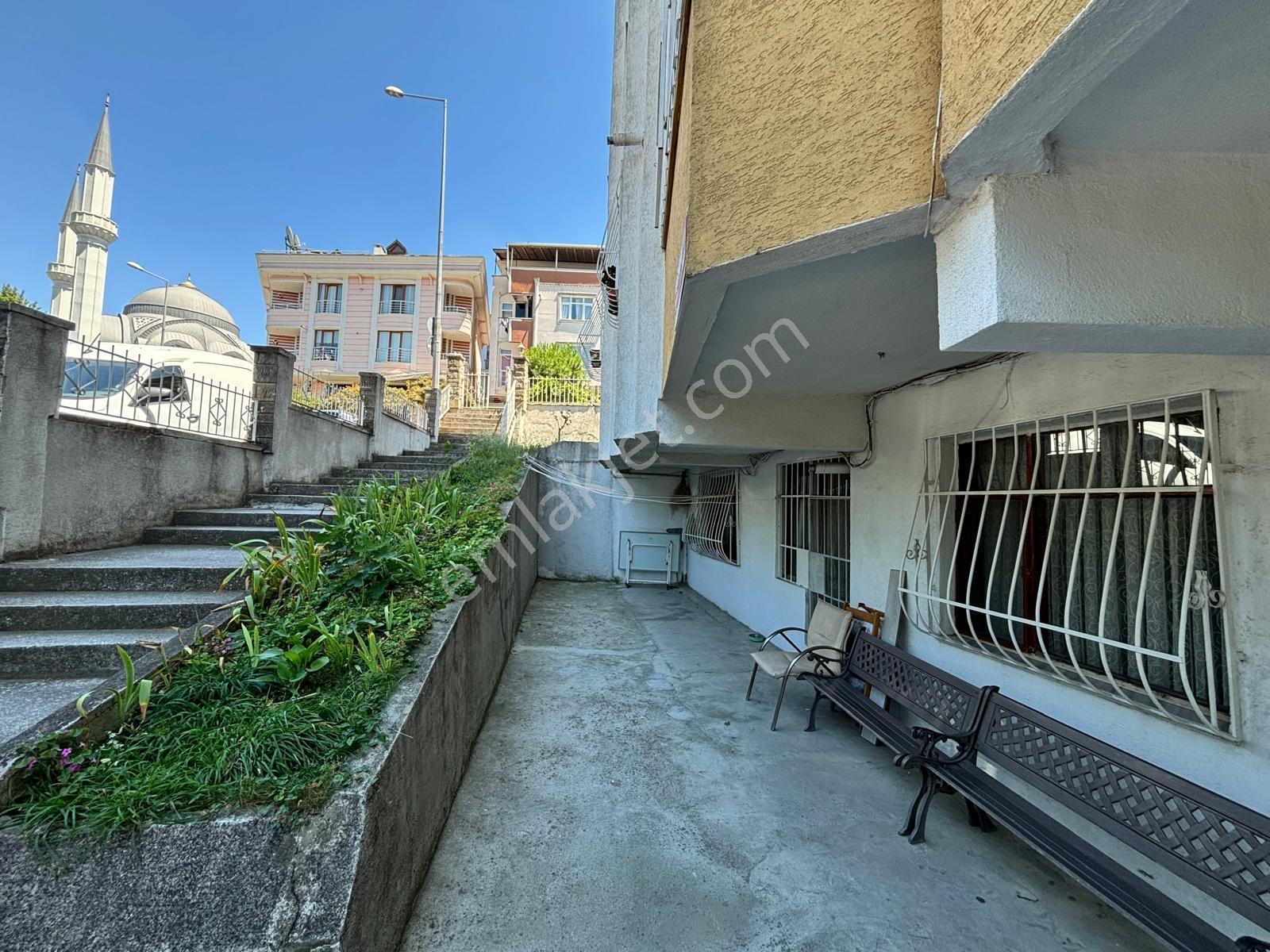 Küçükçekmece'de Göl Manzaralı, Yatırımlık Ayça'dan Satılık 3+1 - Görsel 15