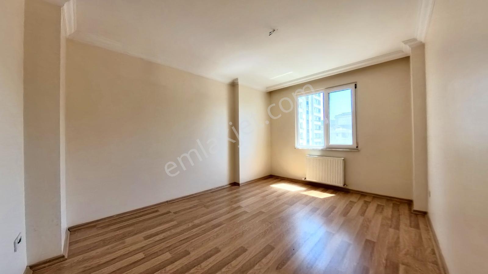 Sultanbeyli Merkez'de Metro Yanı Site İçi Ara Kat Kiralık Daire - Görsel 16