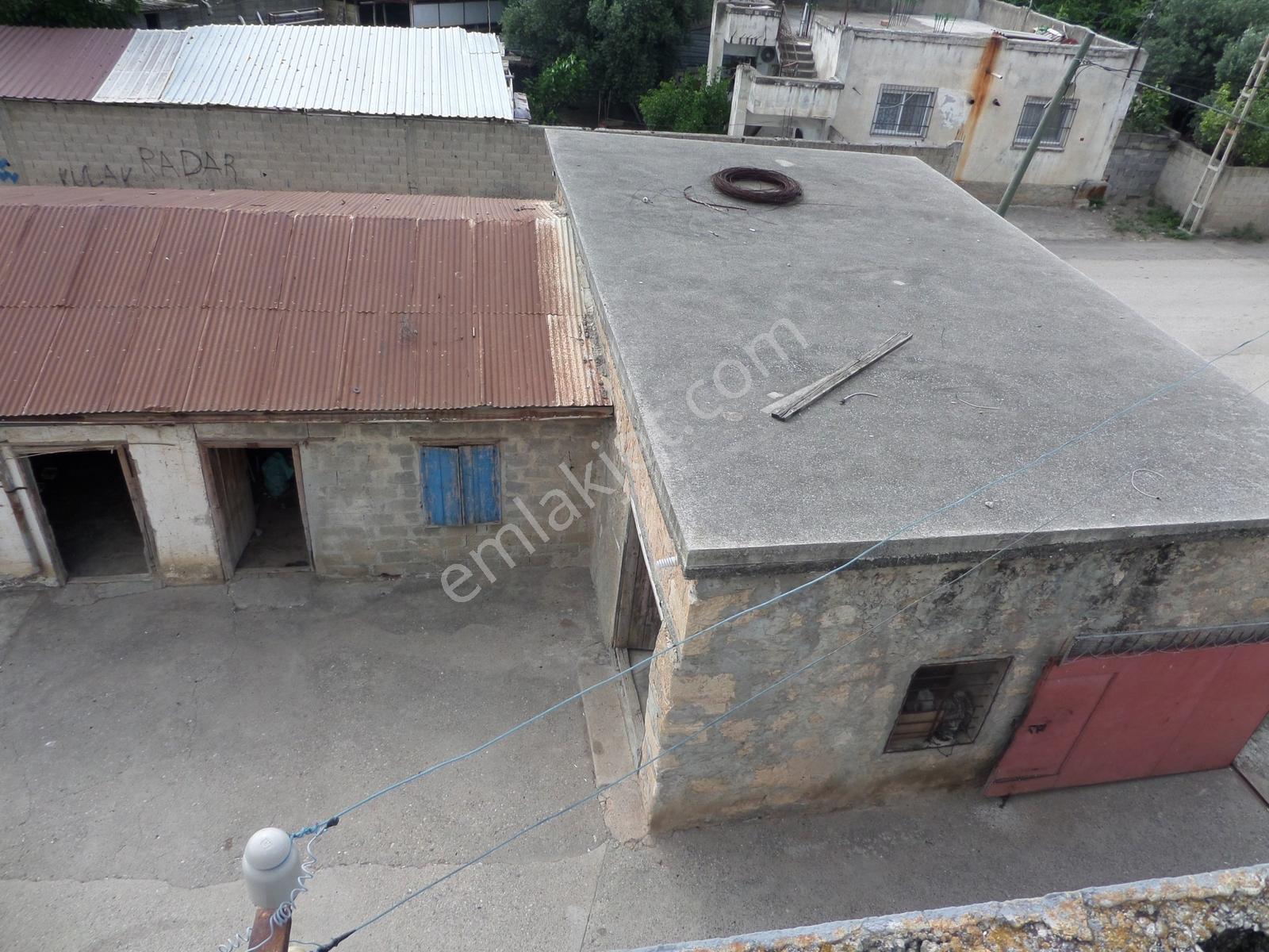 1920 M2 Arsa İçinde Çevre Duvarı Çekili 3 Daireli - Görsel 4