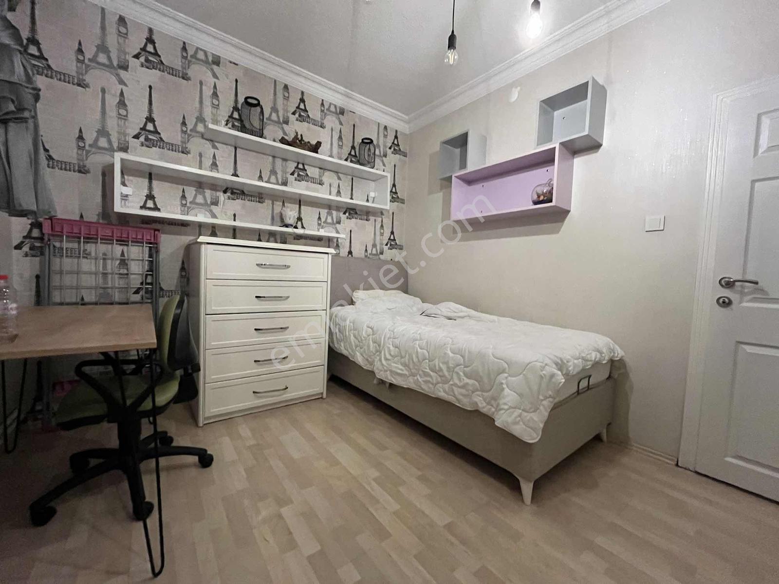 Cumhuriyet Gayrimenkulden 3+1 Full Eşyalı Faturalar Dahil - Görsel 6