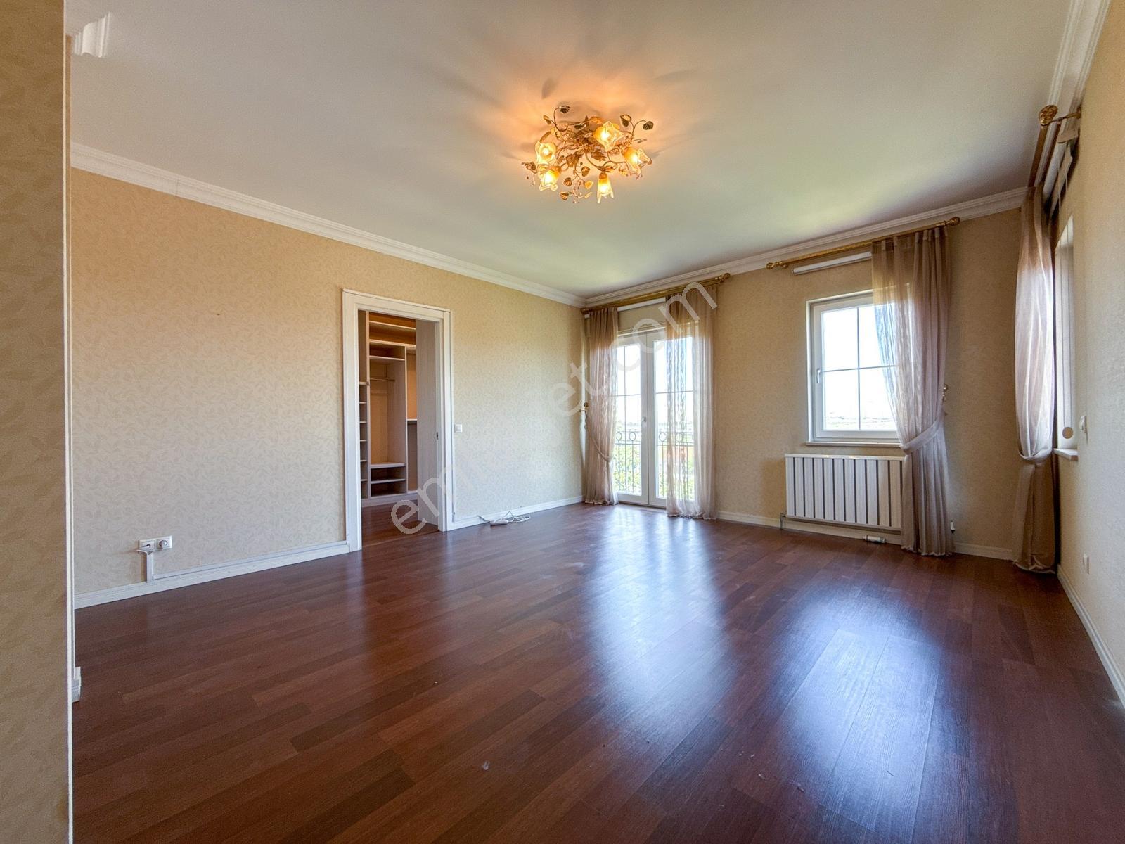 Ardıçlı Göl Evleri Satılık 6+2 Tripleks Villa - Görsel 35