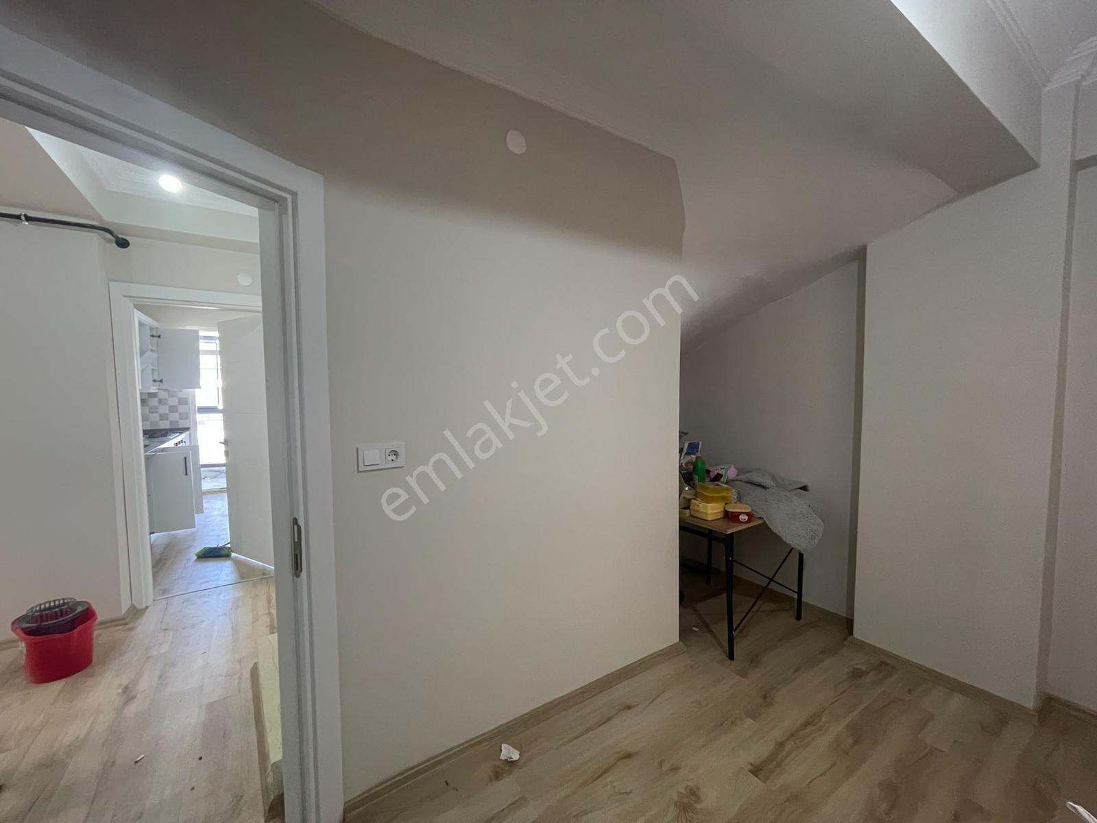 Çınarlı Mahallesi 3+1 Dubleks Daire - Görsel 16