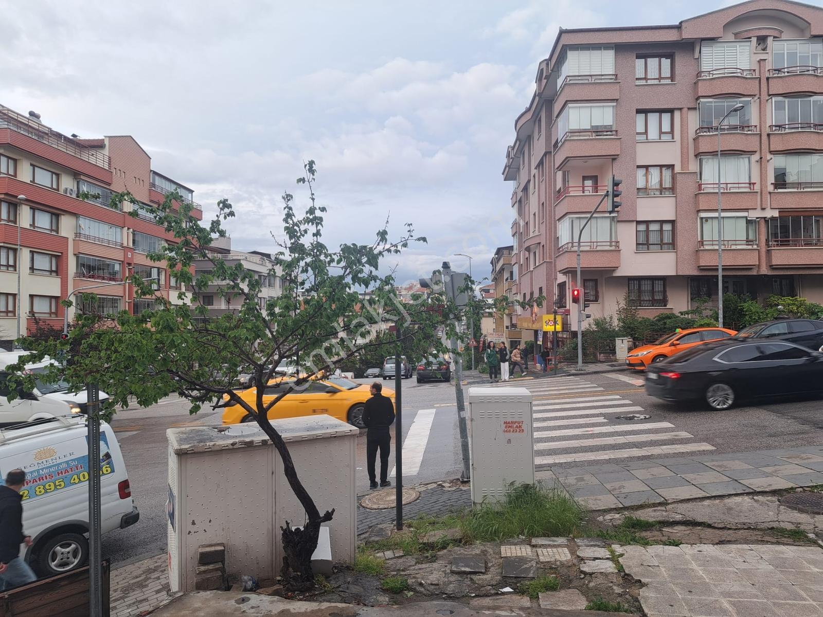 Önaldan Lizbon Caddesi Üzeri 220mt İşlek Ve Merkezi Yerde Dükkan - Görsel 11
