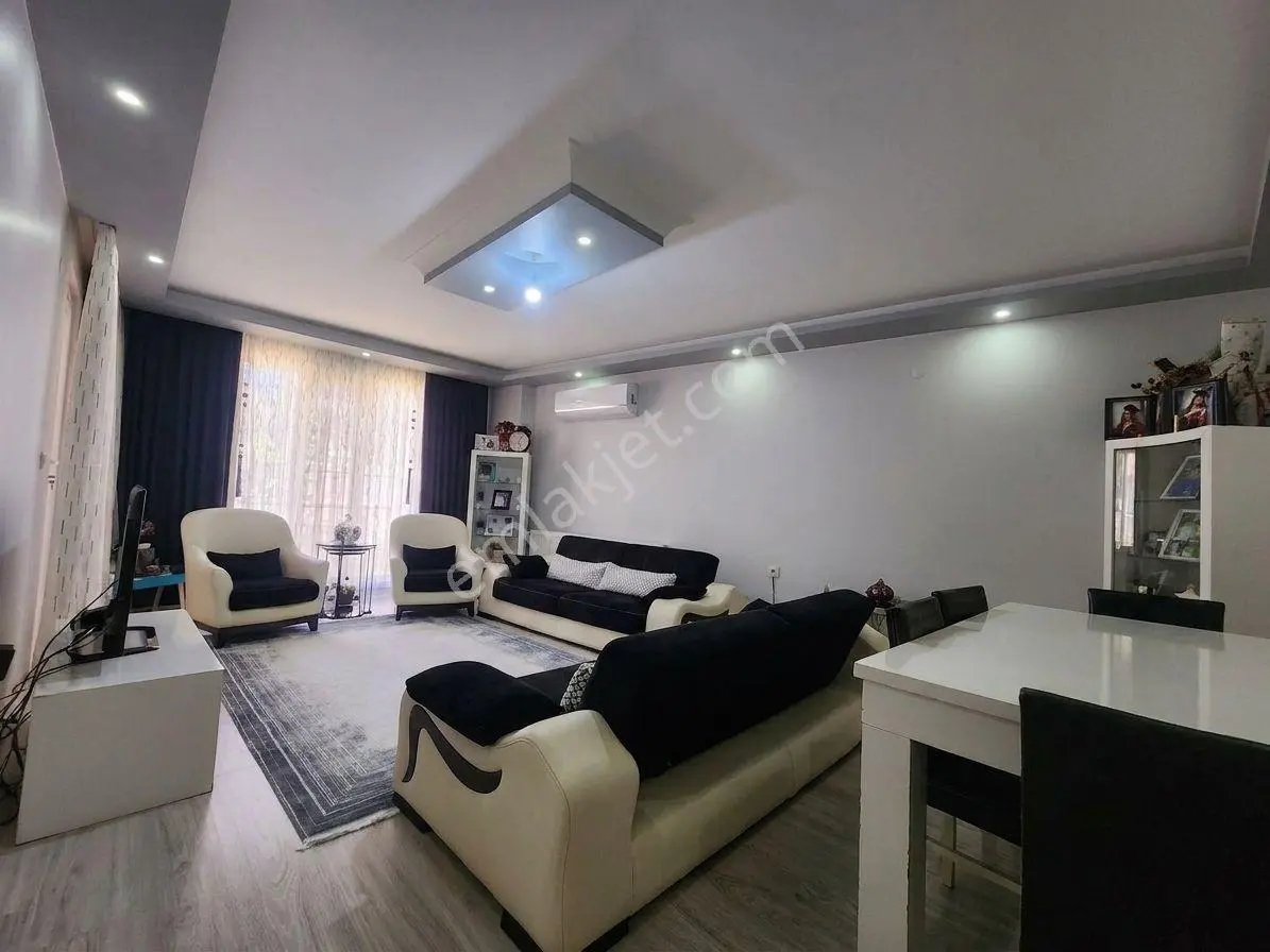 Re/max İnci'den Edremit Merkezde Satılık Ebeveyn Banyolu 3+1 Daire - Görsel 7