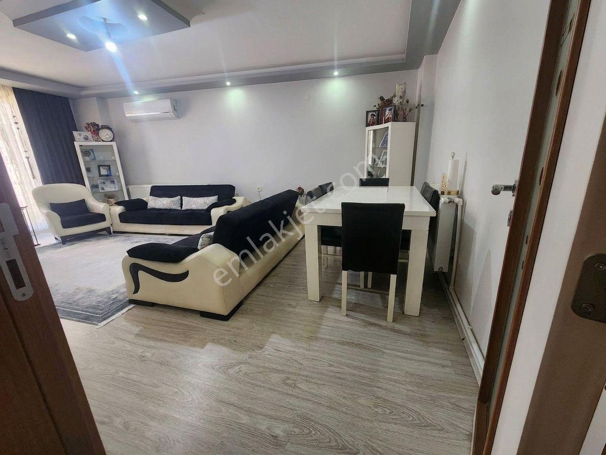 Re/max İnci'den Edremit Merkezde Satılık Ebeveyn Banyolu 3+1 Daire - Görsel 6