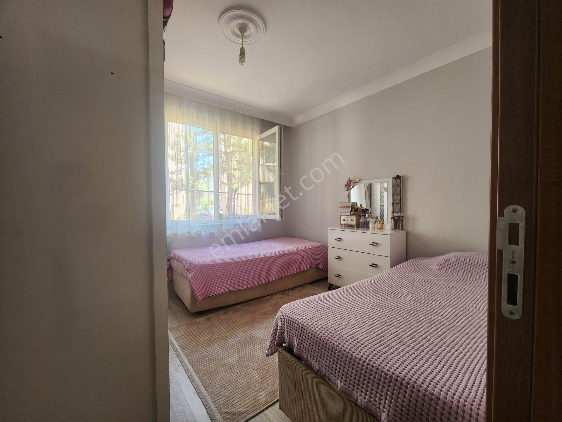 Re/max İnci'den Edremit Merkezde Satılık Ebeveyn Banyolu 3+1 Daire - Görsel 17