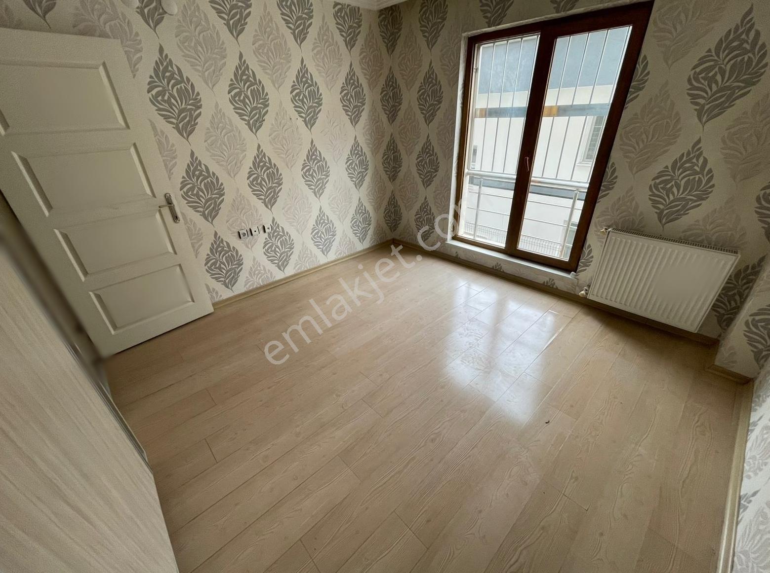 Y.mahalle Ergenekon Mah. Bahçeli 2+1 Kiralık Ters Dublex - Görsel 24