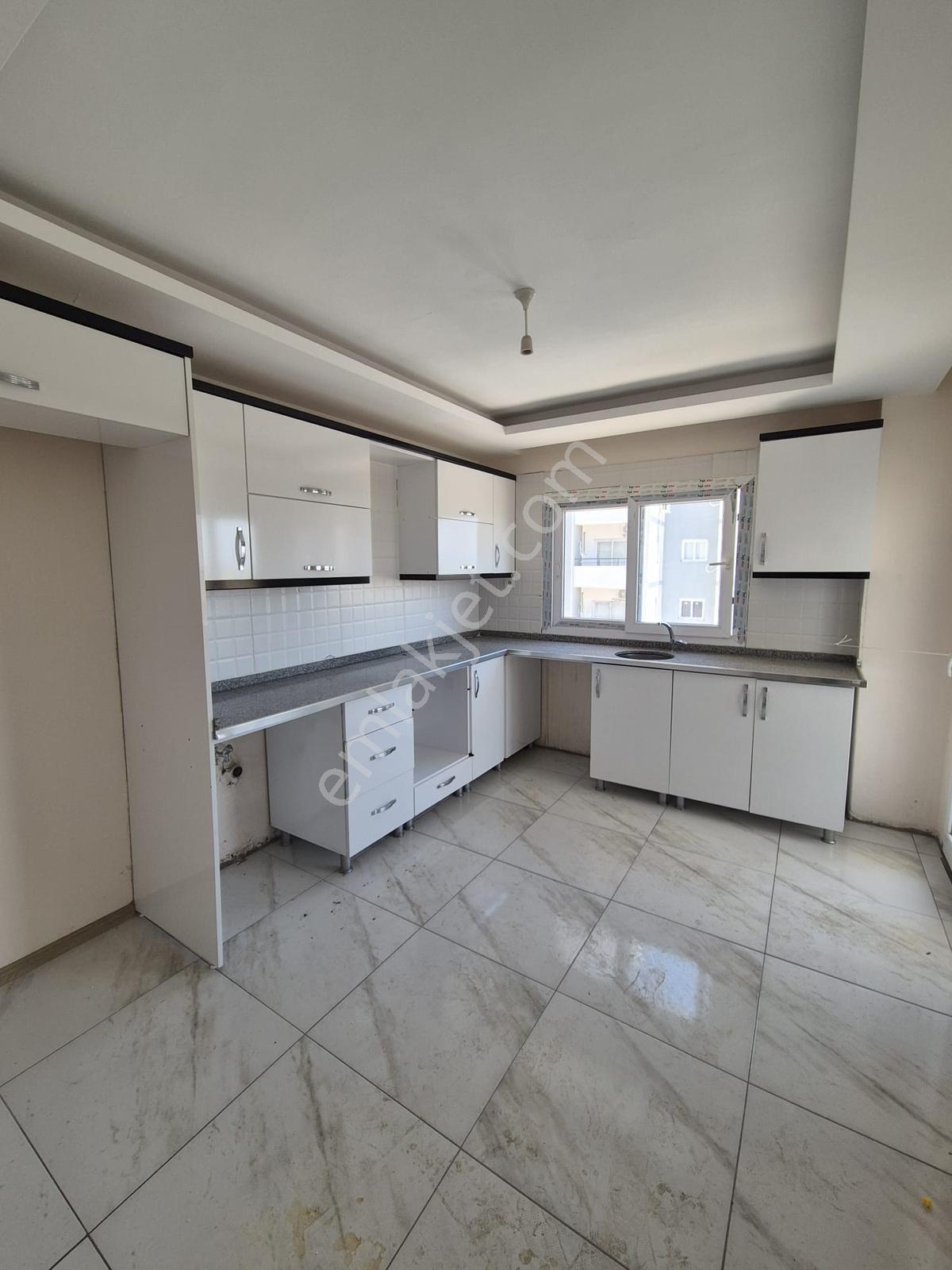Bulvar Üzeri 3+1 Kapalı Mutfak Sınırsız Kredili Satılık Daire