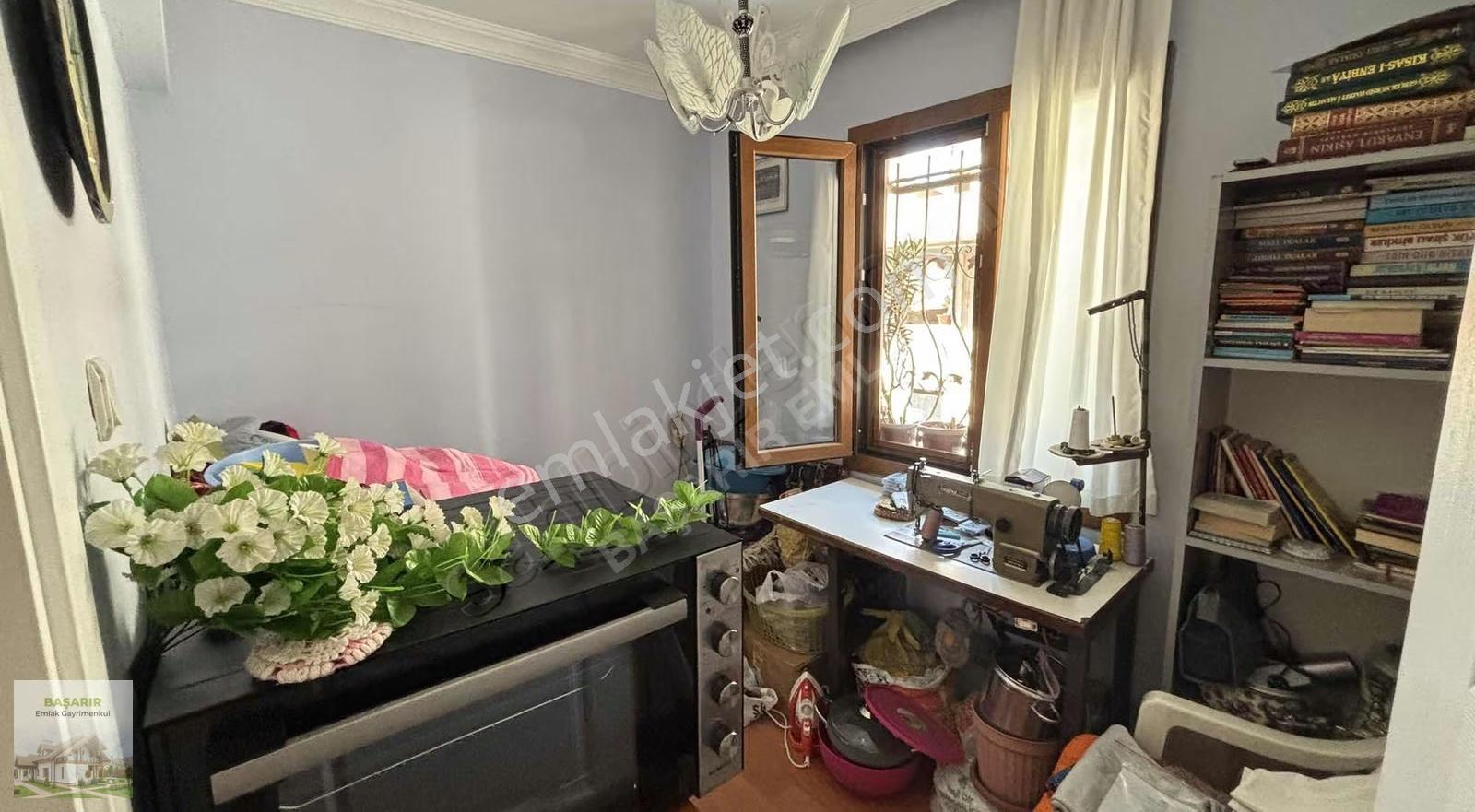 Eşrefpaşadada Caddeye Yakın Ara Kat Doğalgazlı Kupon Daire - Görsel 5