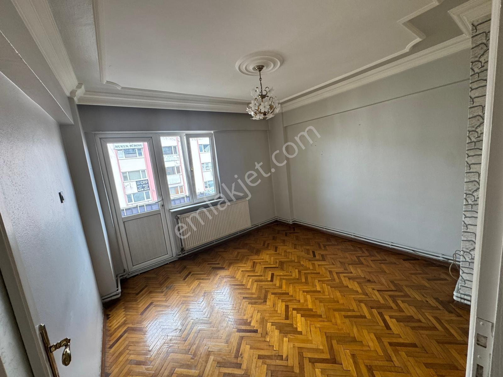 Realty Nexus'dan Kiralık 3+1 Daire Uluyol'da - Görsel 3