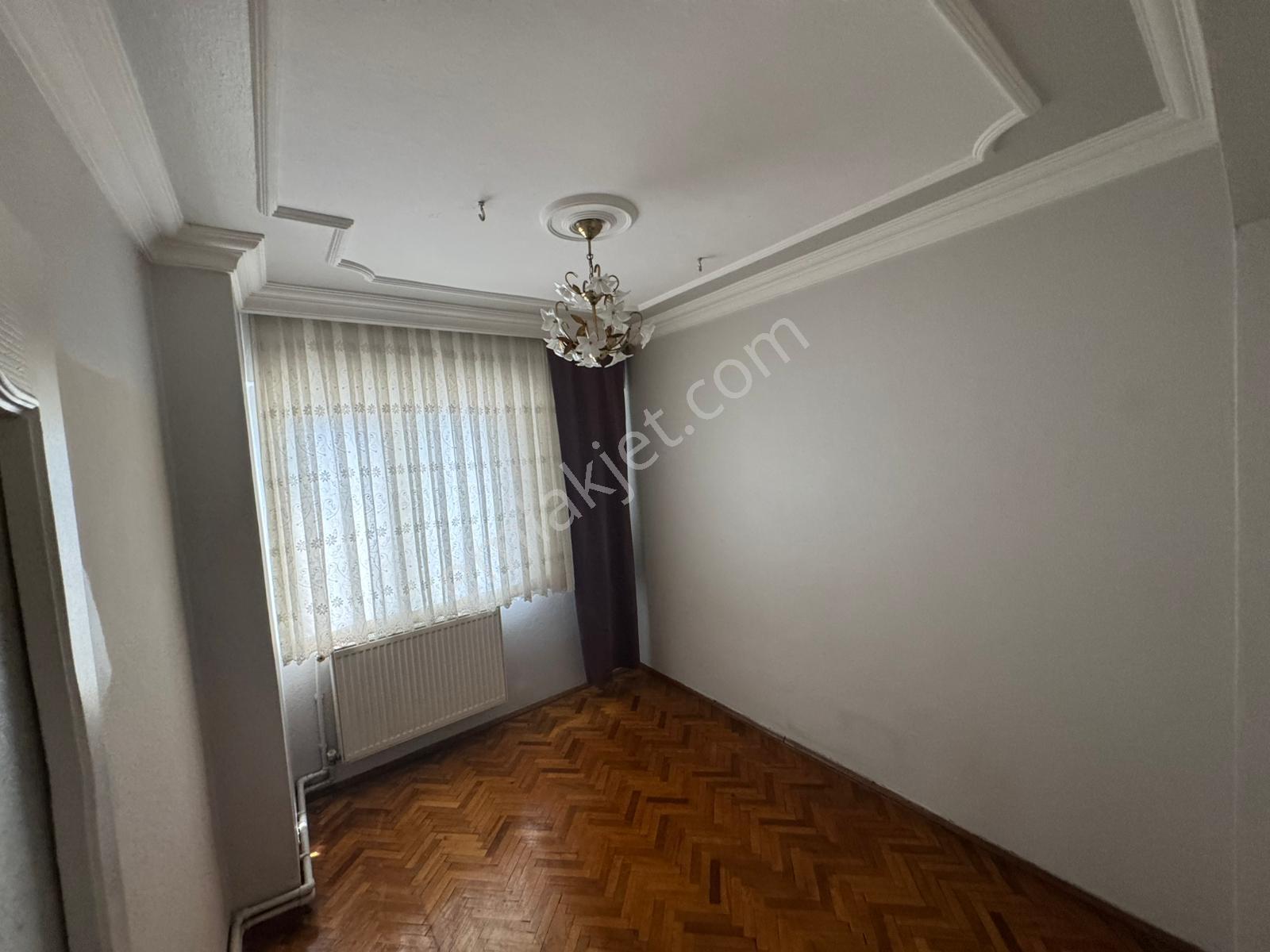 Realty Nexus'dan Kiralık 3+1 Daire Uluyol'da - Görsel 5