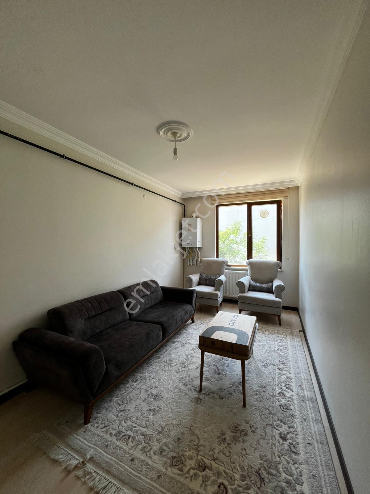 Demirtaş Mahallesi Cadde Üzeri Kiralık 2+0 Ayrı Mutfaklı Daire