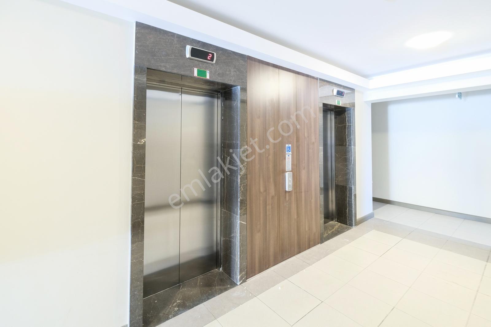 Poyraz'dan Suryapı Da Eşyalı Kiralık 3+1 142 M2 11.kat Daire - Görsel 26