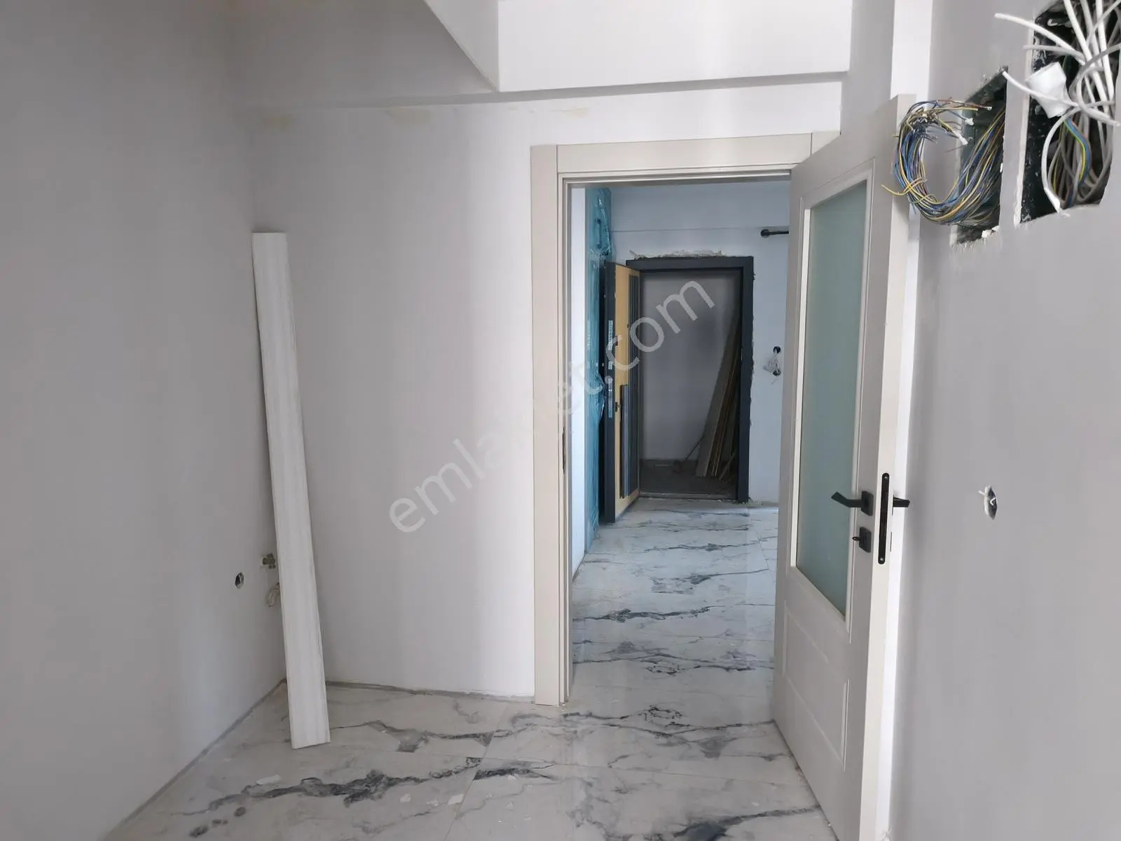 Güven Emlak'tan Bostanbaşı Yeni Yola Cephe 4+1 Fırsat Daire - Görsel 7