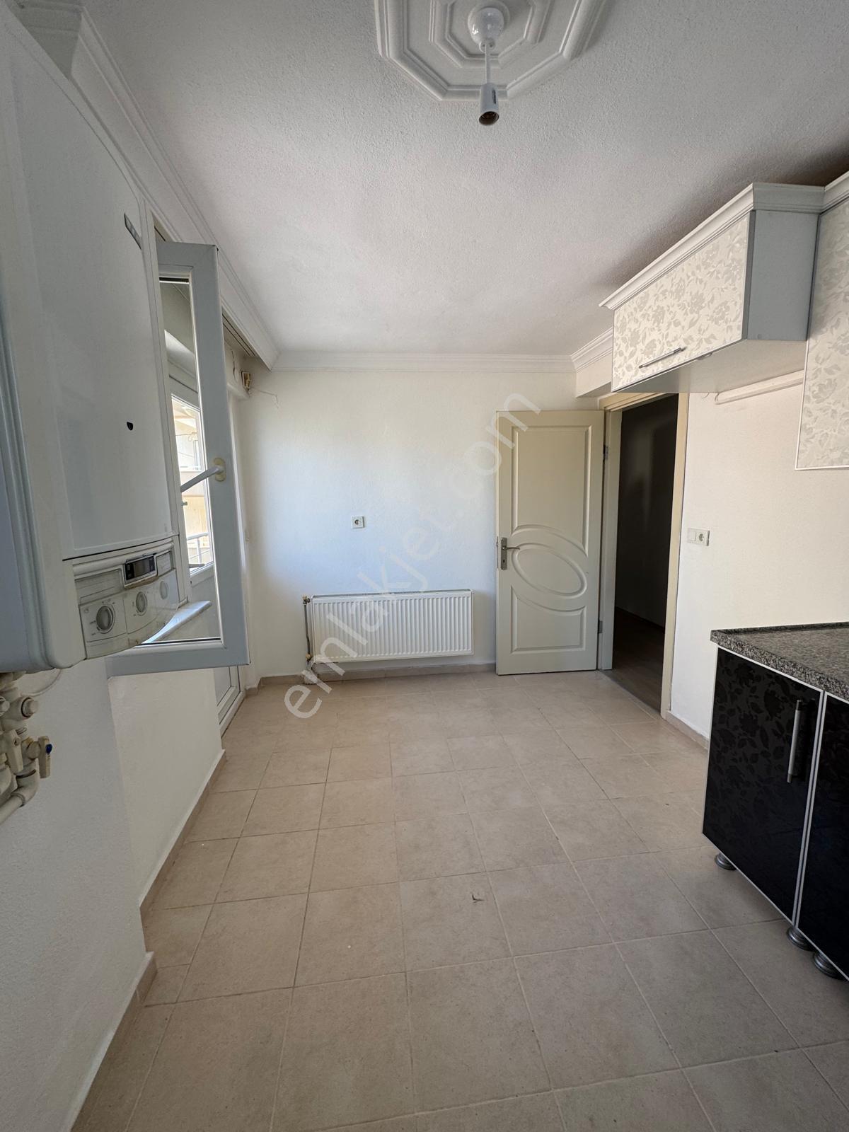 Çanakkale Merkez Esenler 2+1 Kiralık Daire - Görsel 22
