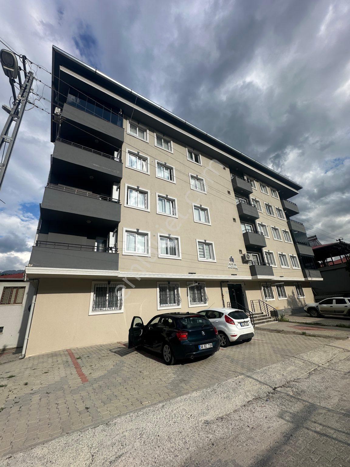 Selçuk Emlaktan Zafer Mah Kiralık 1+1 Daire - Görsel 15