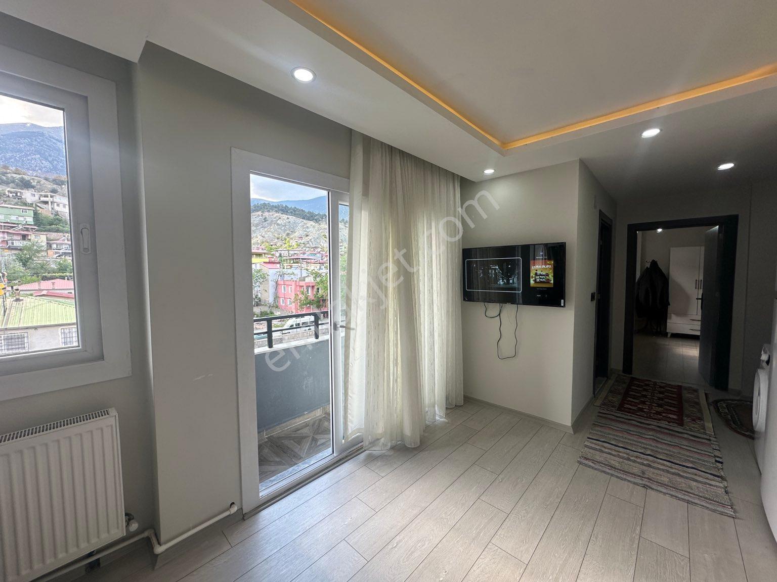 Selçuk Emlaktan Zafer Mah Kiralık 1+1 Daire - Görsel 3