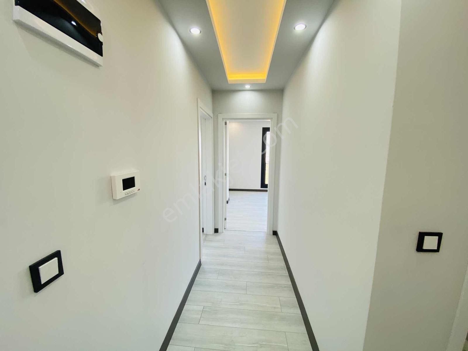 Didim Merkezde 2+1 Ayrı Mutfaklı Ara Kat Daire - Görsel 2