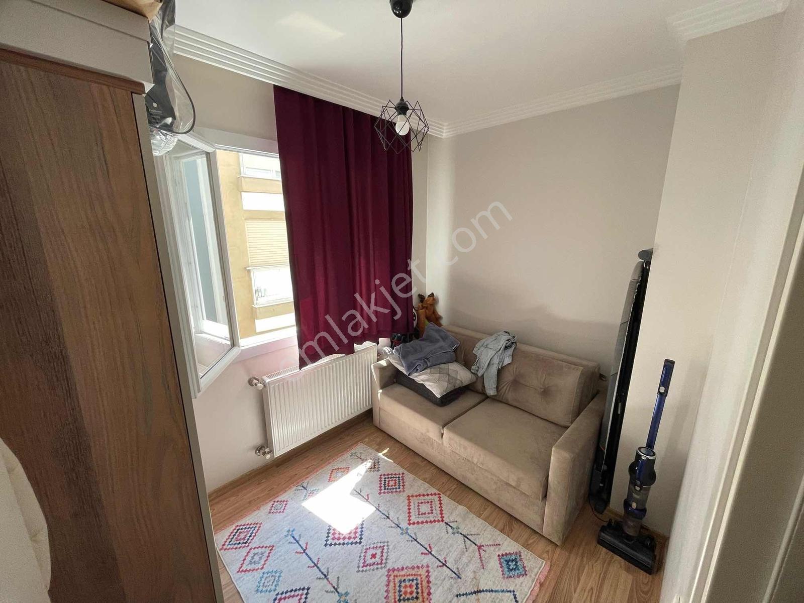 Karşıyaka Şemikler İzban Yakını 2+1 Geniş Ferah Kiralık Daire - Görsel 13