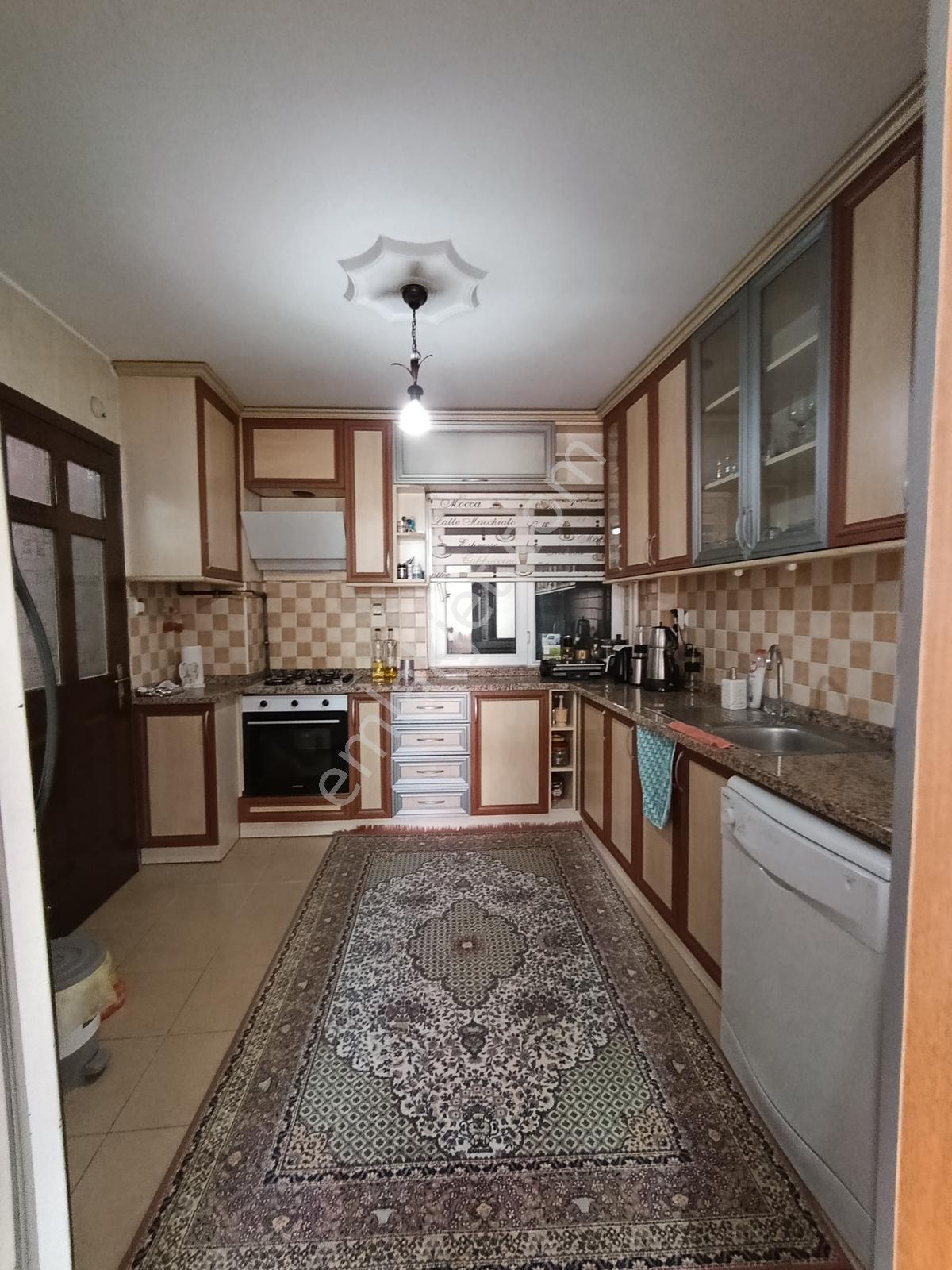 Denizli Kayalık Caddesi'nde Geniş 135 M2 2+1 Satılık Daire - Görsel 5