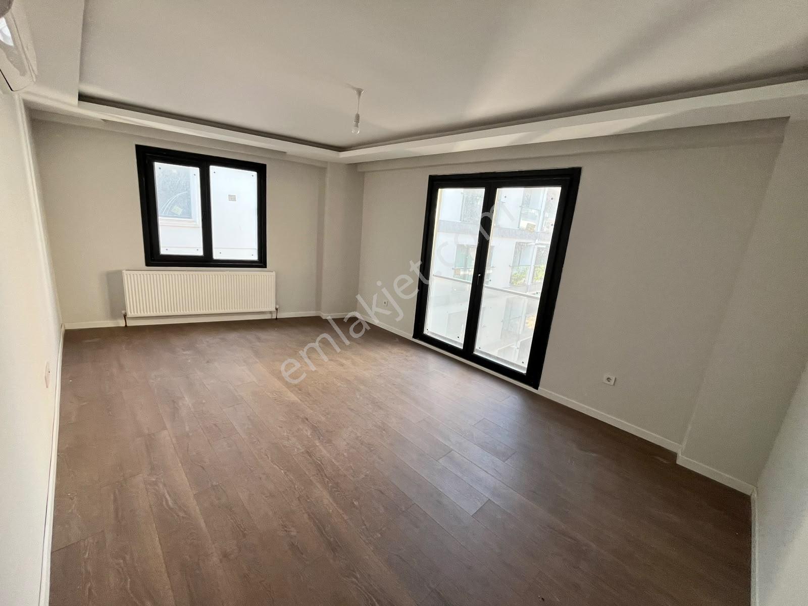 Pendik Sahilde Cadde Üzerinde Kiralık Sıfır Üst Dubleks - Görsel 18