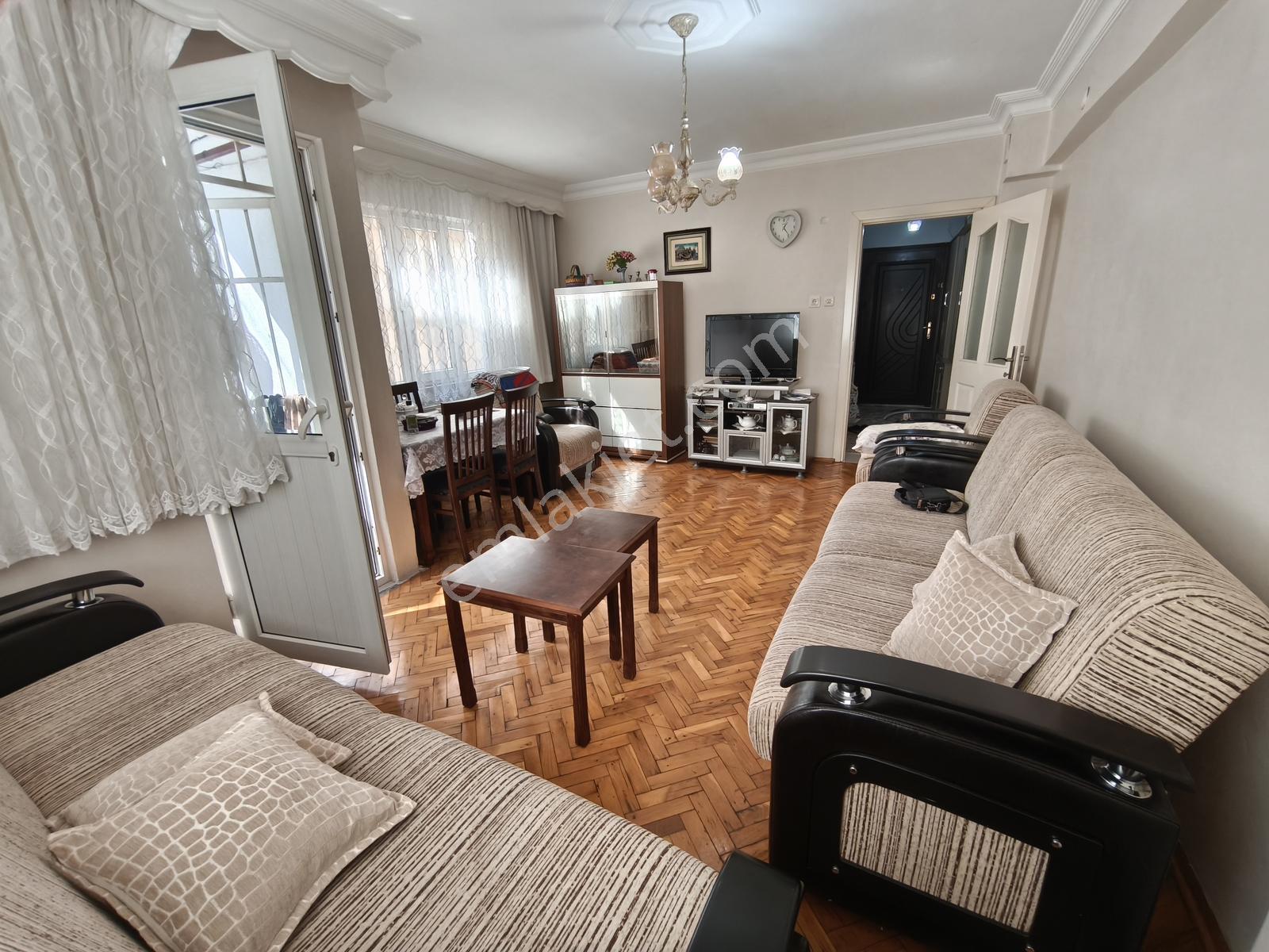 Rami Yeni Mah.paşa Baba Sokak Ta 2+1 85 M² Yüksek Giriş Daire - Görsel 5