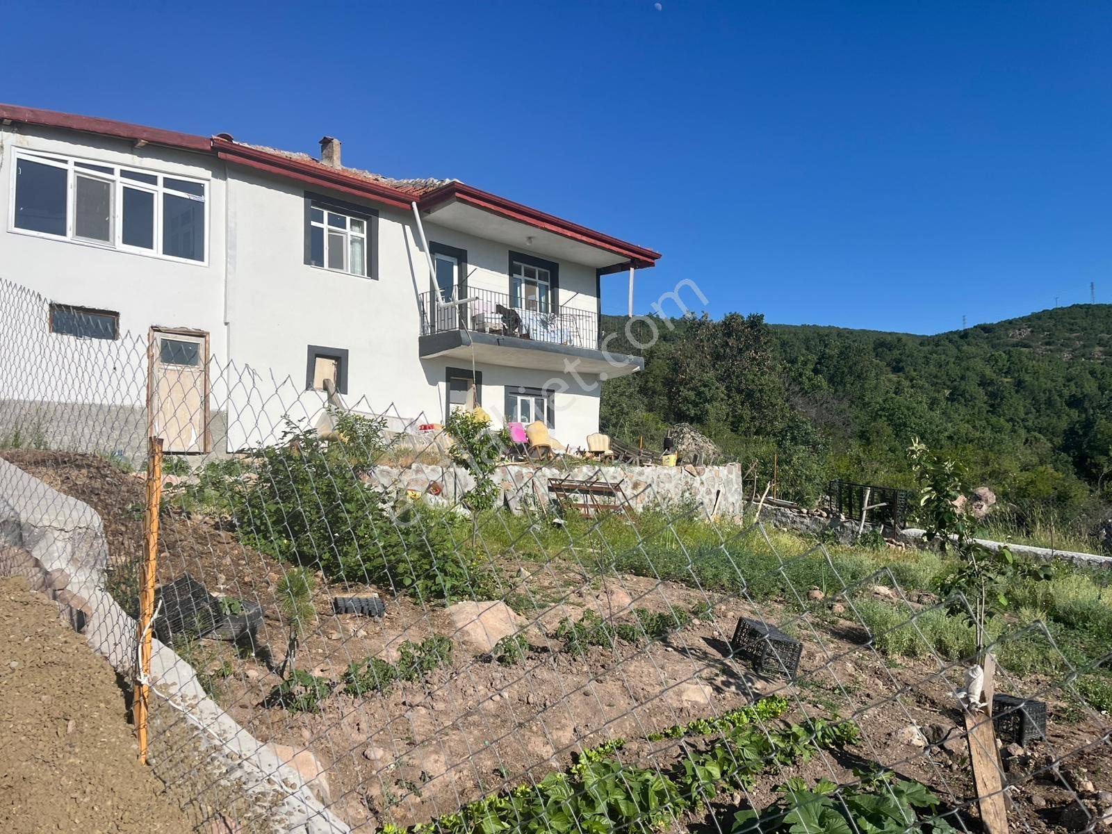 Çamlıdere Merkez Ömerağa Mah. Satılık 3+1 Müstakil Ev 500m2 Arsa - Görsel 27