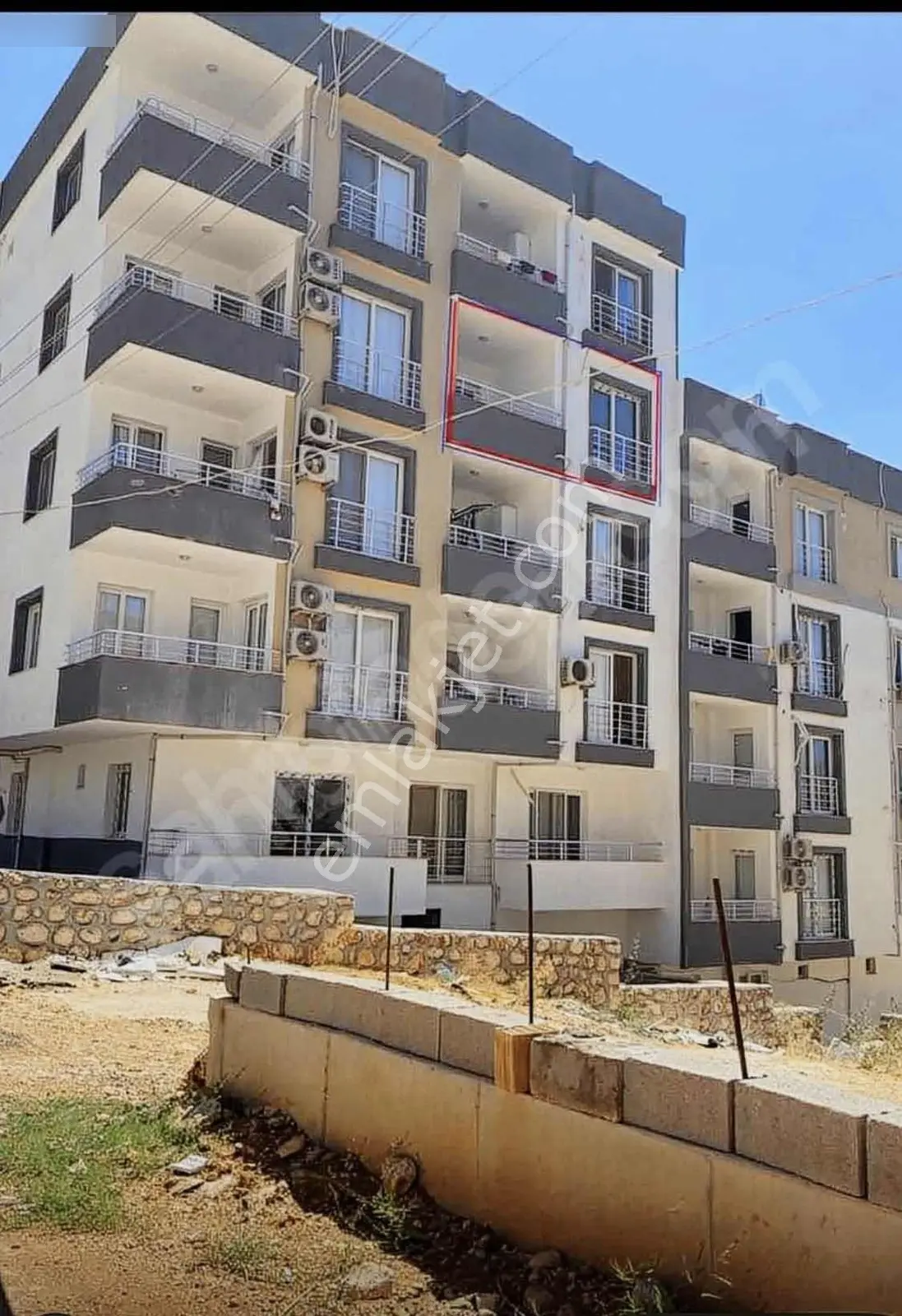 Taşucu Da 2+1 Açil Satılık