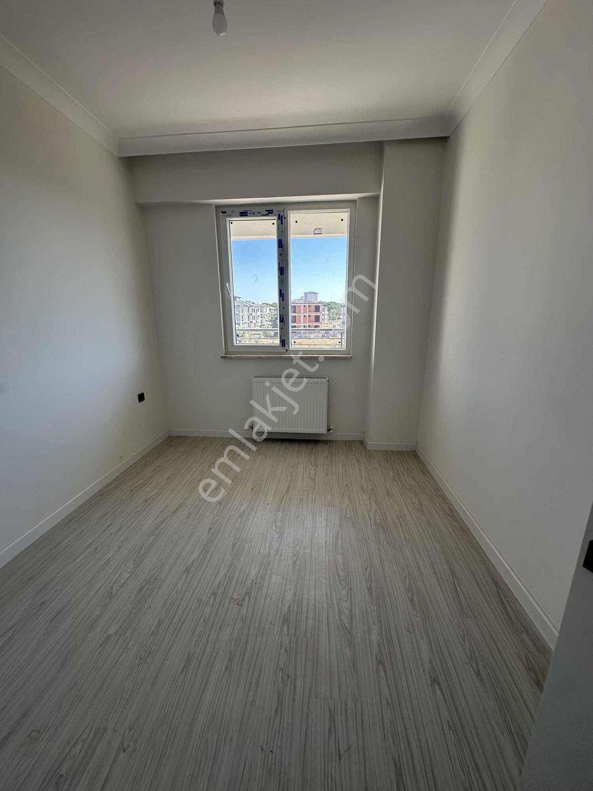 1+1 Kaliteli İskanlı Ferah Tertemiz Hazır Sıfır Daire - Görsel 19