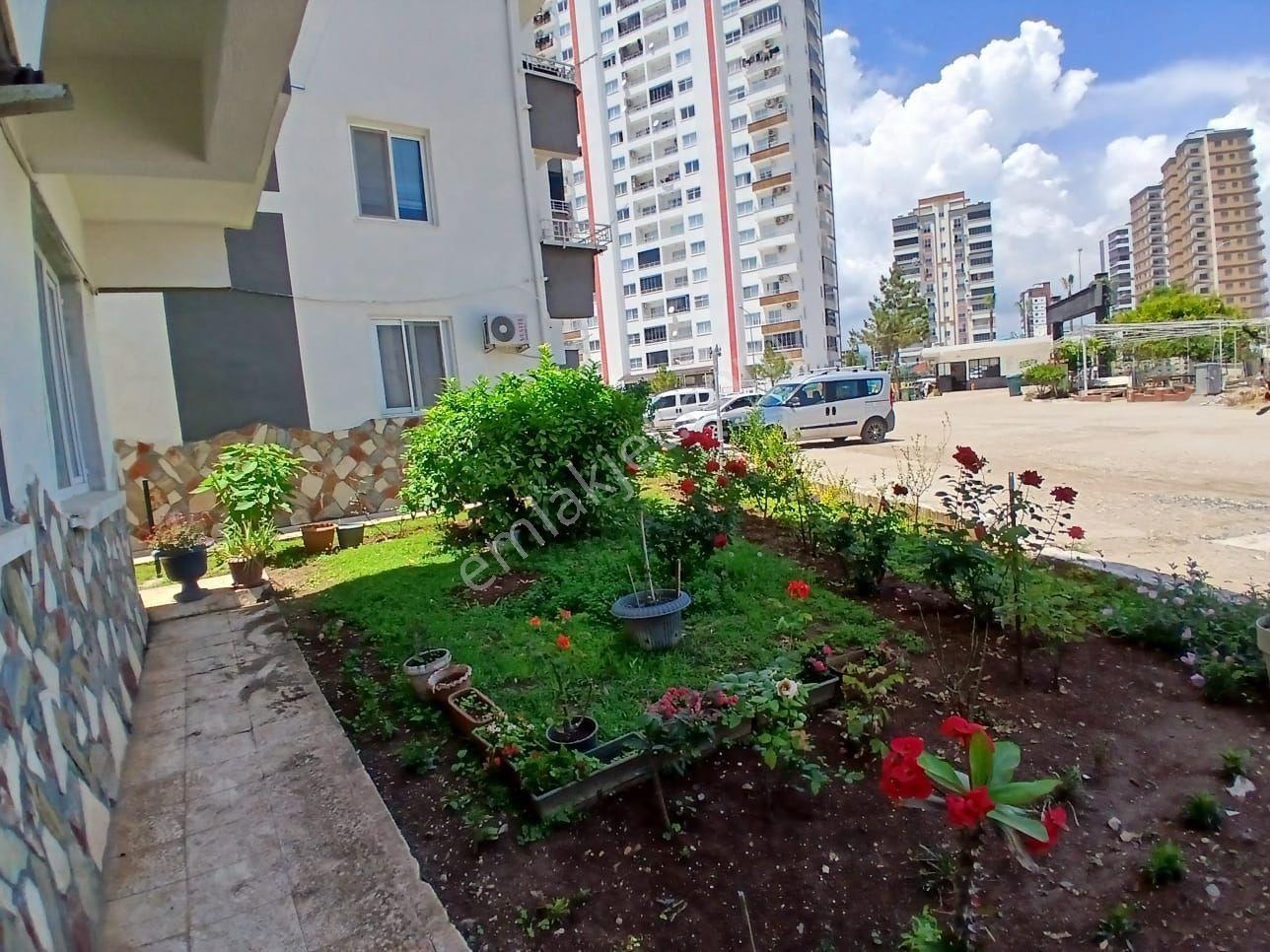 Tece Deniz Mah.de Havuzlu & Denize Yürüme Mesafesin'de 2+1 Merkezi Konumlu Daire - Görsel 3