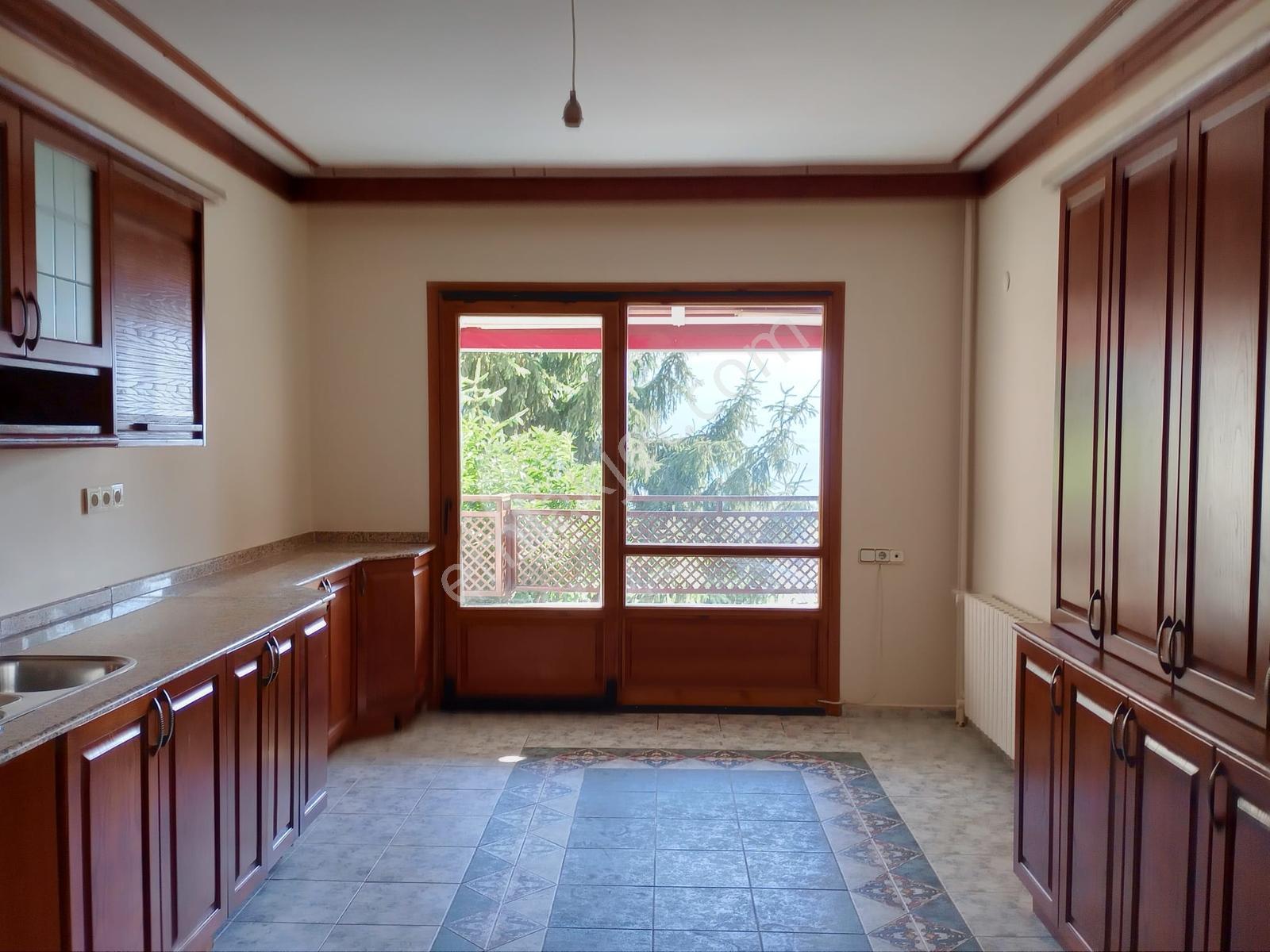 Sakarya'nın En Prestijli Sitesinde Satılık 7+2 Villa - Görsel 5