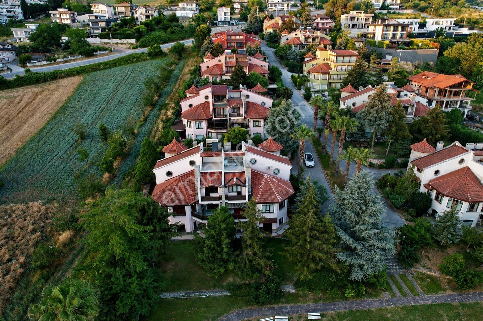 Sakarya'nın En Prestijli Sitesinde Satılık 7+2 Villa - Görsel 7