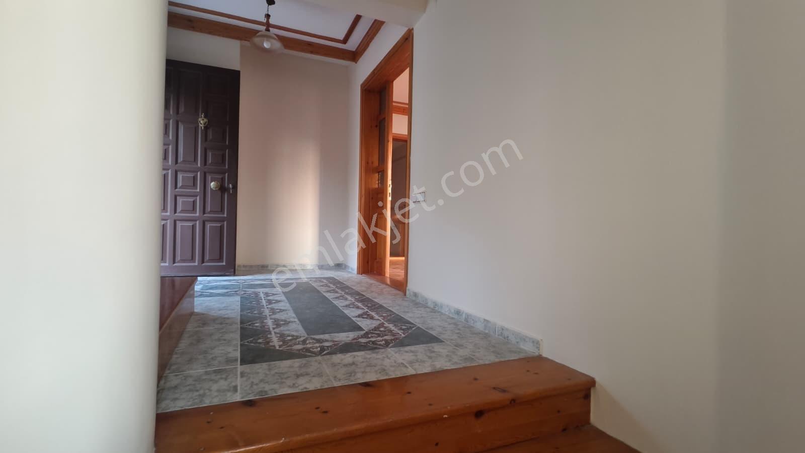 Sakarya'nın En Prestijli Sitesinde Satılık 7+2 Villa - Görsel 10