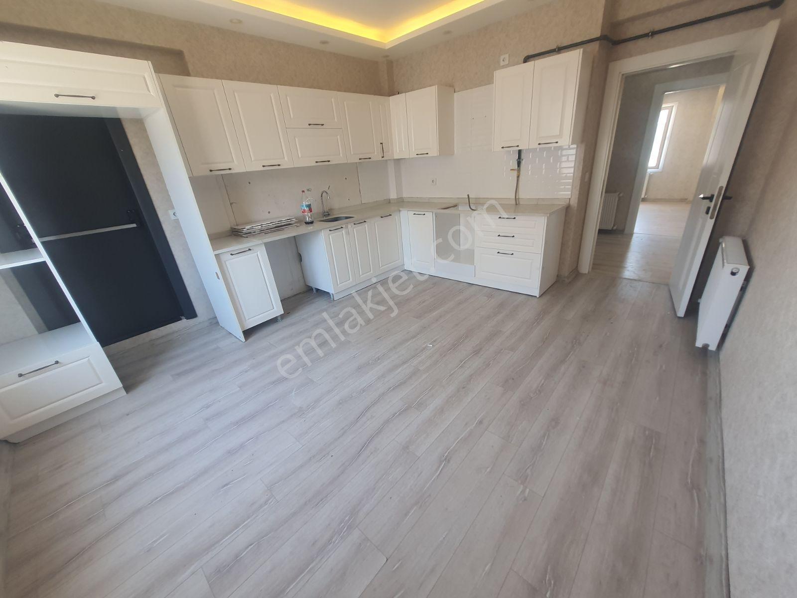 Öznur Emlak'tan Narlıkuyuda Kiralık 3+1 Lüks Daire - Görsel 11