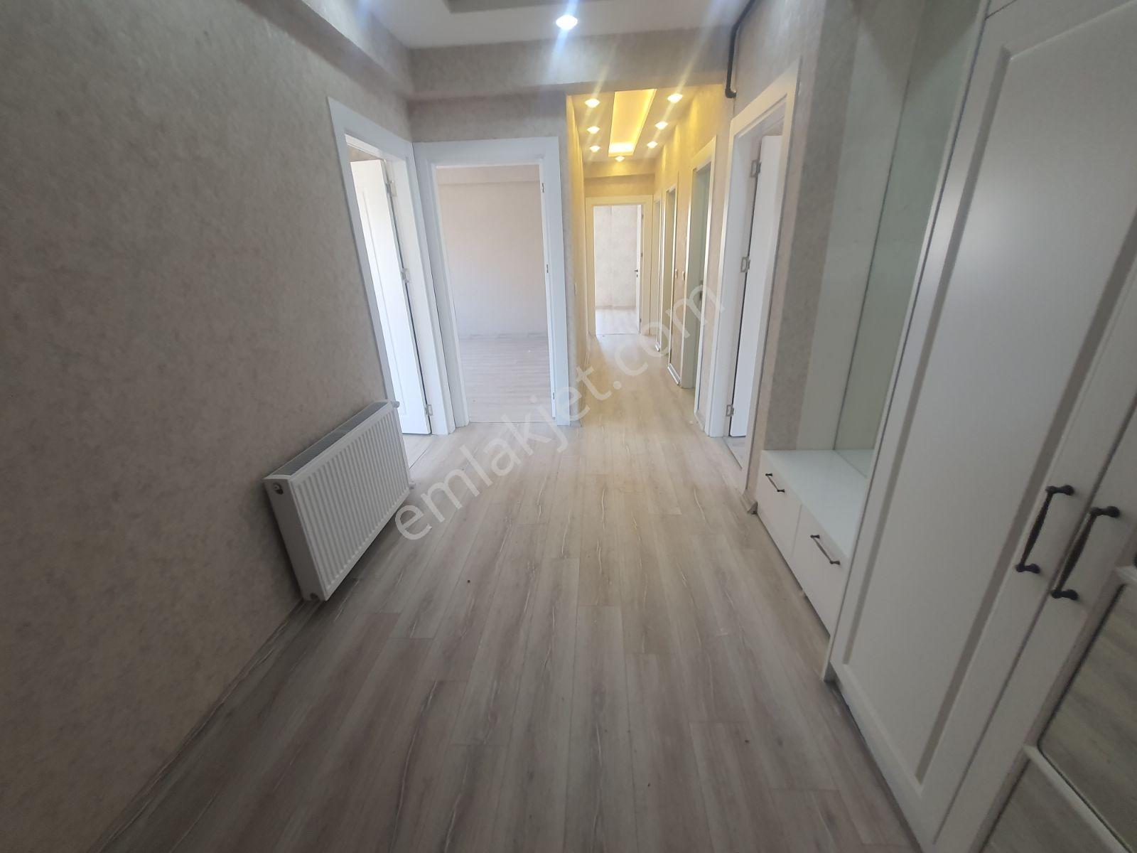 Öznur Emlak'tan Narlıkuyuda Kiralık 3+1 Lüks Daire - Görsel 24