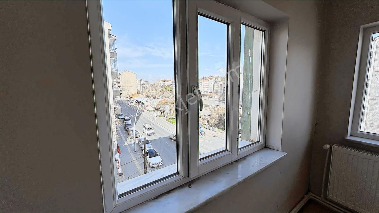 Adana Caddesi Kılınç Mobilya Üstü 3+1 Daire - Görsel 7