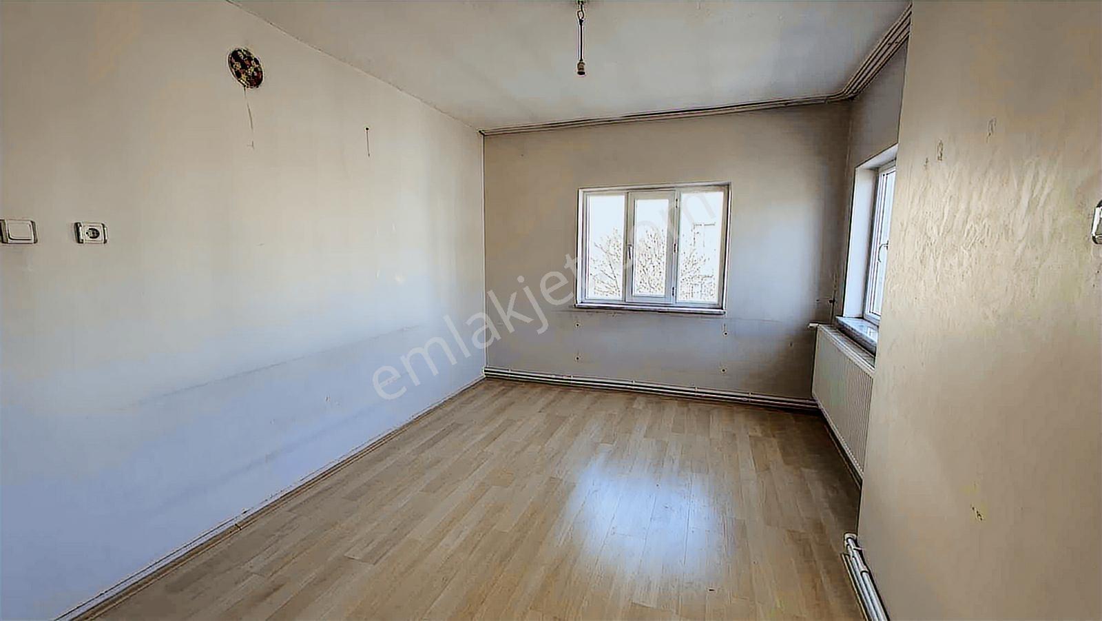 Adana Caddesi Kılınç Mobilya Üstü 3+1 Daire - Görsel 15