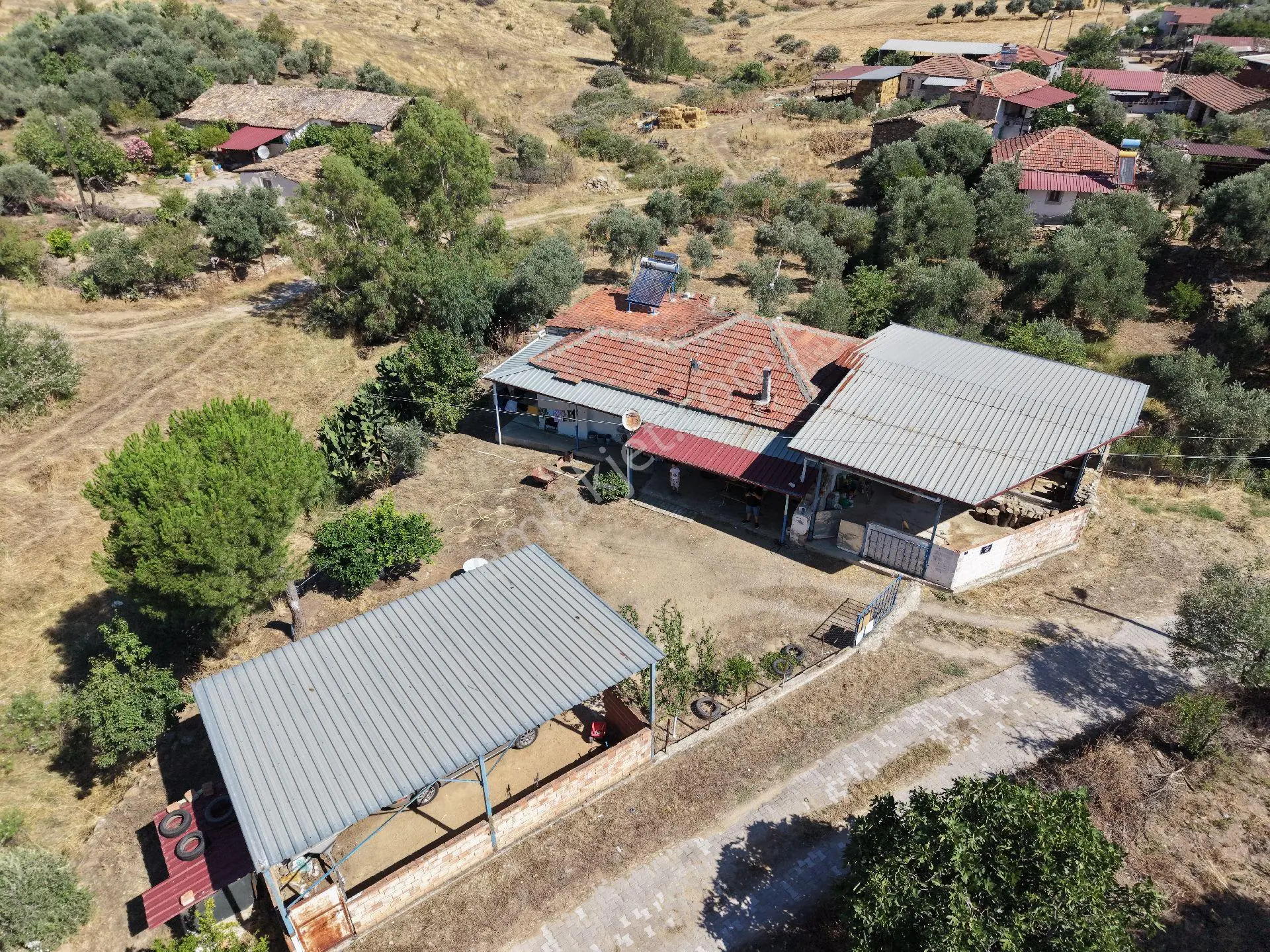 Toygar Köyü Satılık 3+1 685m2 Arsa İçinde Müstakil Ev - Görsel 5