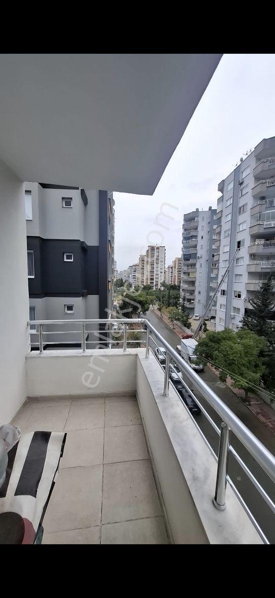Mezitli'de Deniz Manzaralı Merkezi Lokasyonda Daire - Görsel 7