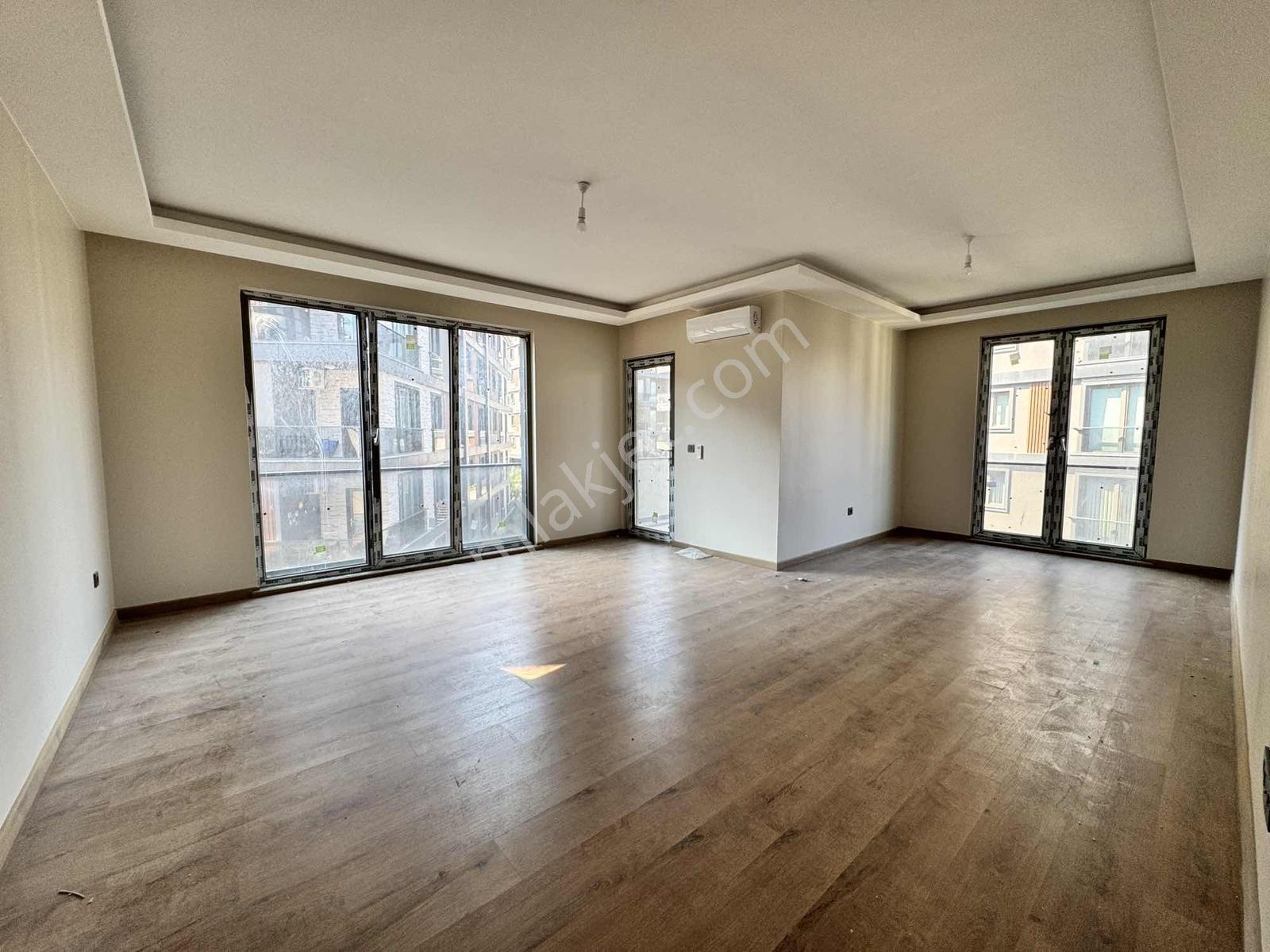 Has Bahçe Evlerinde Peyzaj Cepheli Prestijli 4+1 Kiralık - Görsel 2