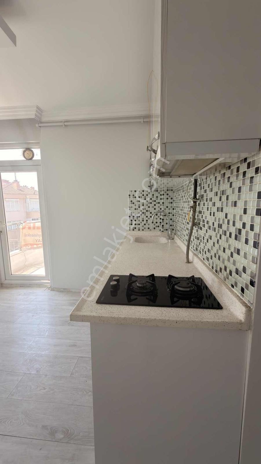 Adliye Karşısında, Arakat Masrafsız 1+1 Kiralık Daire - Görsel 18