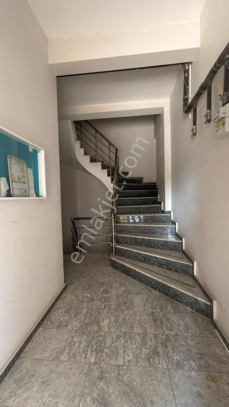 Adliye Karşısında, Arakat Masrafsız 1+1 Kiralık Daire - Görsel 17