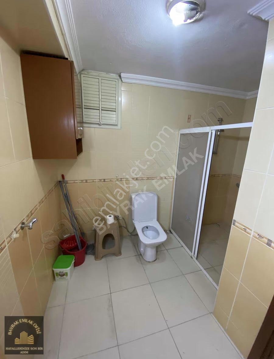Balıkesir Edremit Cumhuriyet Mahallesinde Kiralık 3+1 - Görsel 3