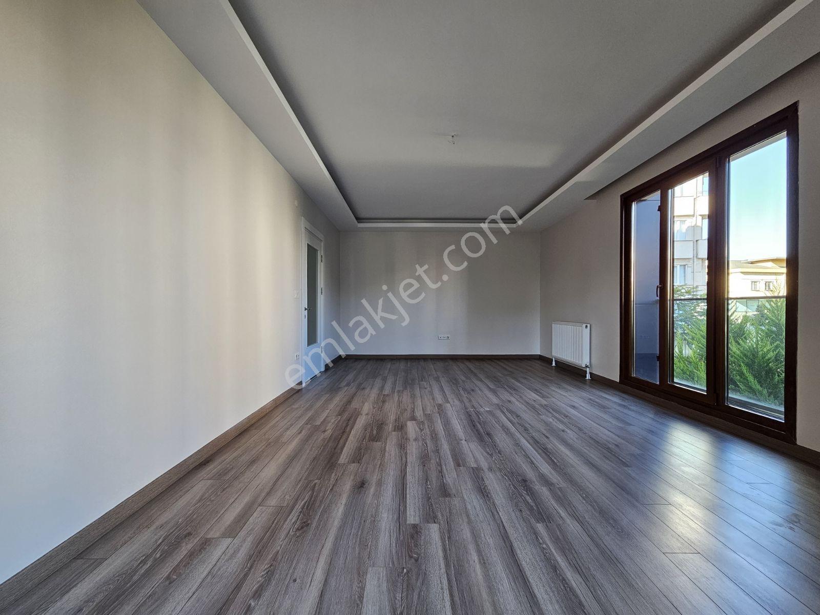 Şerifali Çetin Cad. Tavukcuyoluna 2.parsel Balkonlu 2+1 Daire - Görsel 6