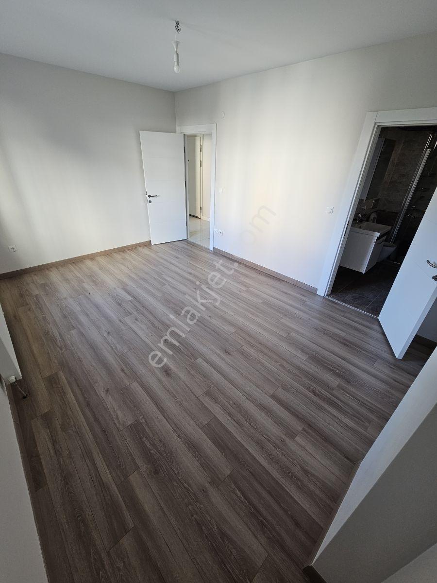 Şerifali Çetin Cad. Tavukcuyoluna 2.parsel Balkonlu 2+1 Daire - Görsel 24