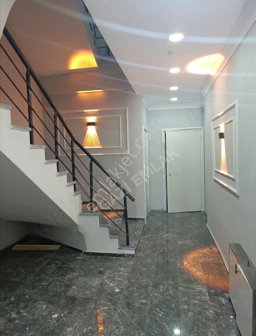 ""gazi Emlak""hastane-safranyolu Arası 2+1 Ebeveynli Full Deniz